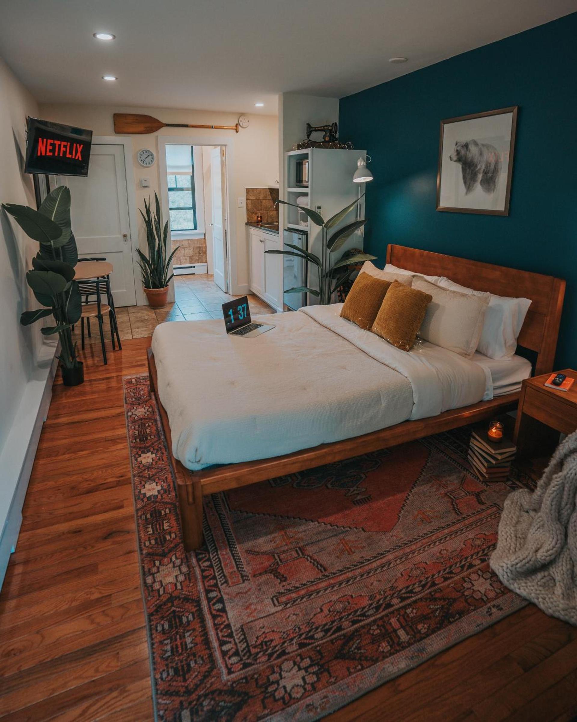 The Willow, Catskill photo 34