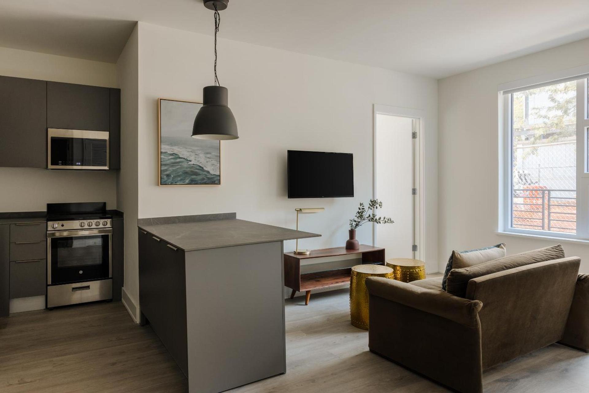 Reside NoMa, a Wyndham Residence photo 6