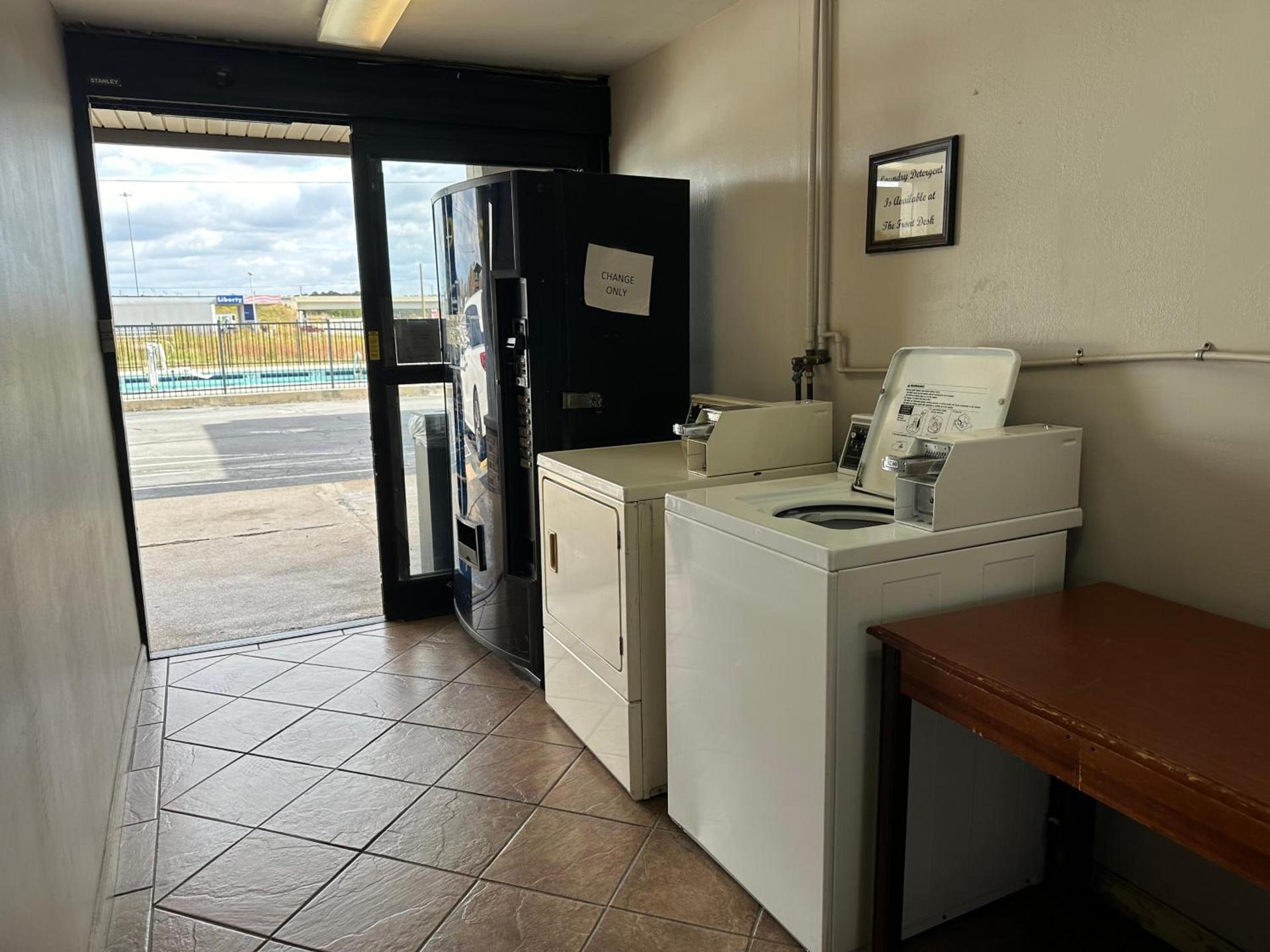 Quality Inn Calhoun North I-75 photo 21