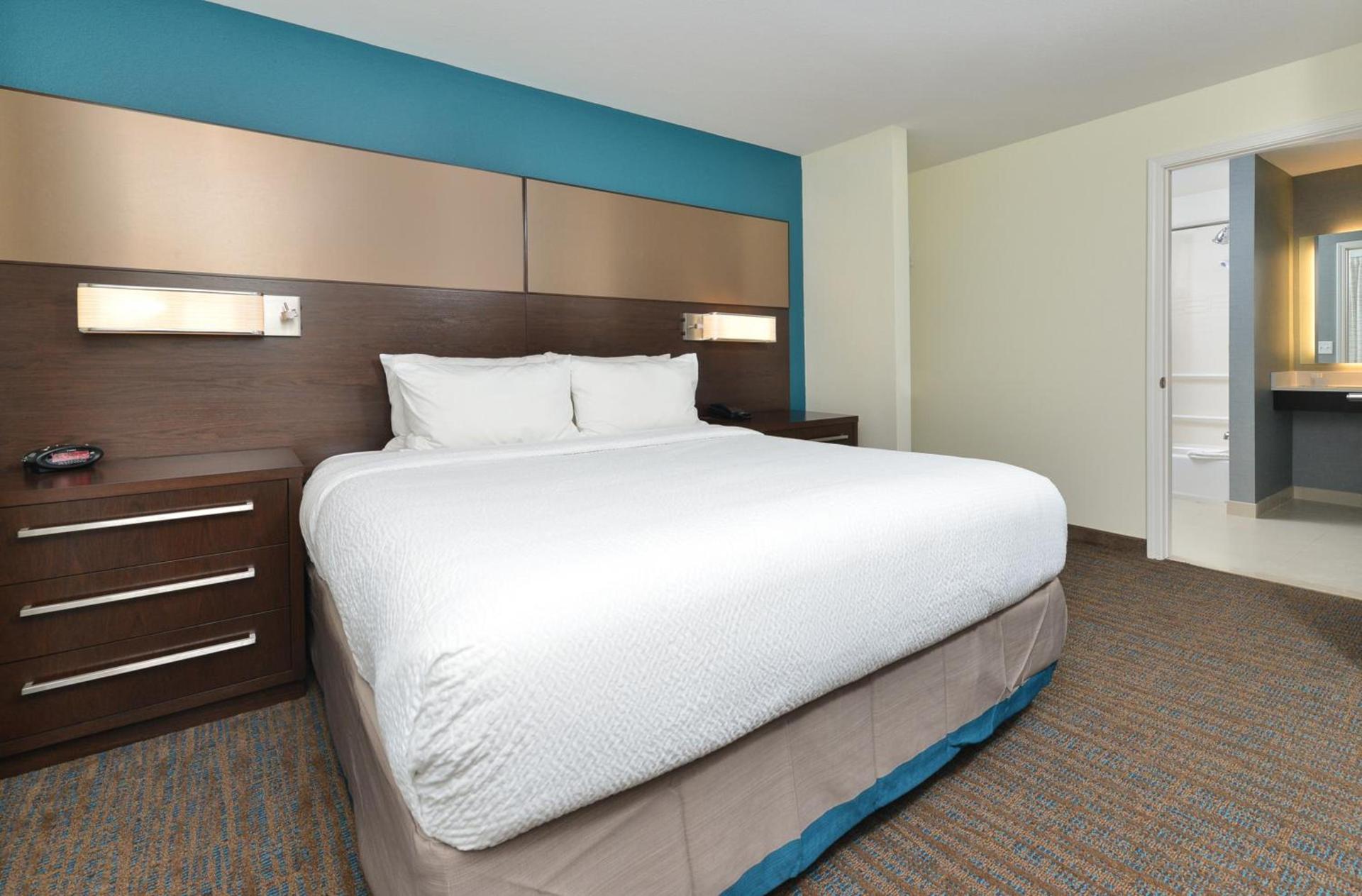 Residence Inn by Marriott Des Moines Downtown photo 2