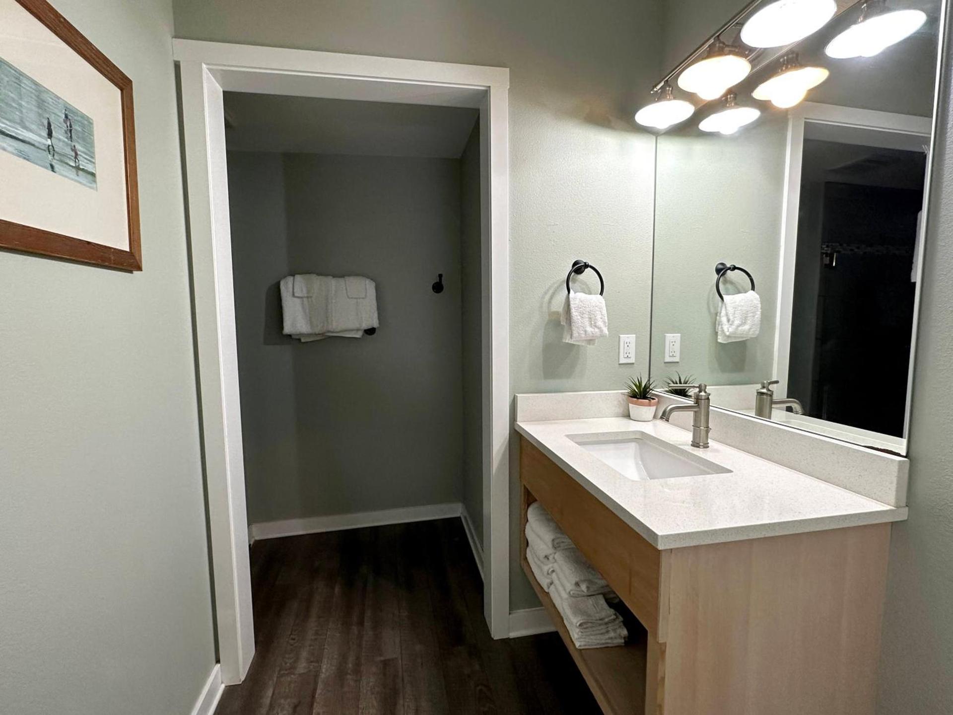 Sea Glass Inn photo 17