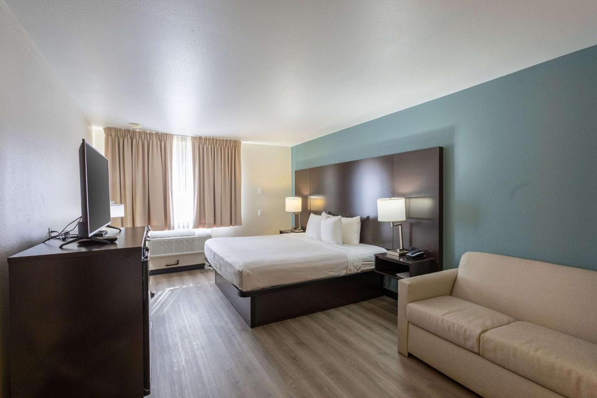 Quality Inn Winslow I-40 photo 13