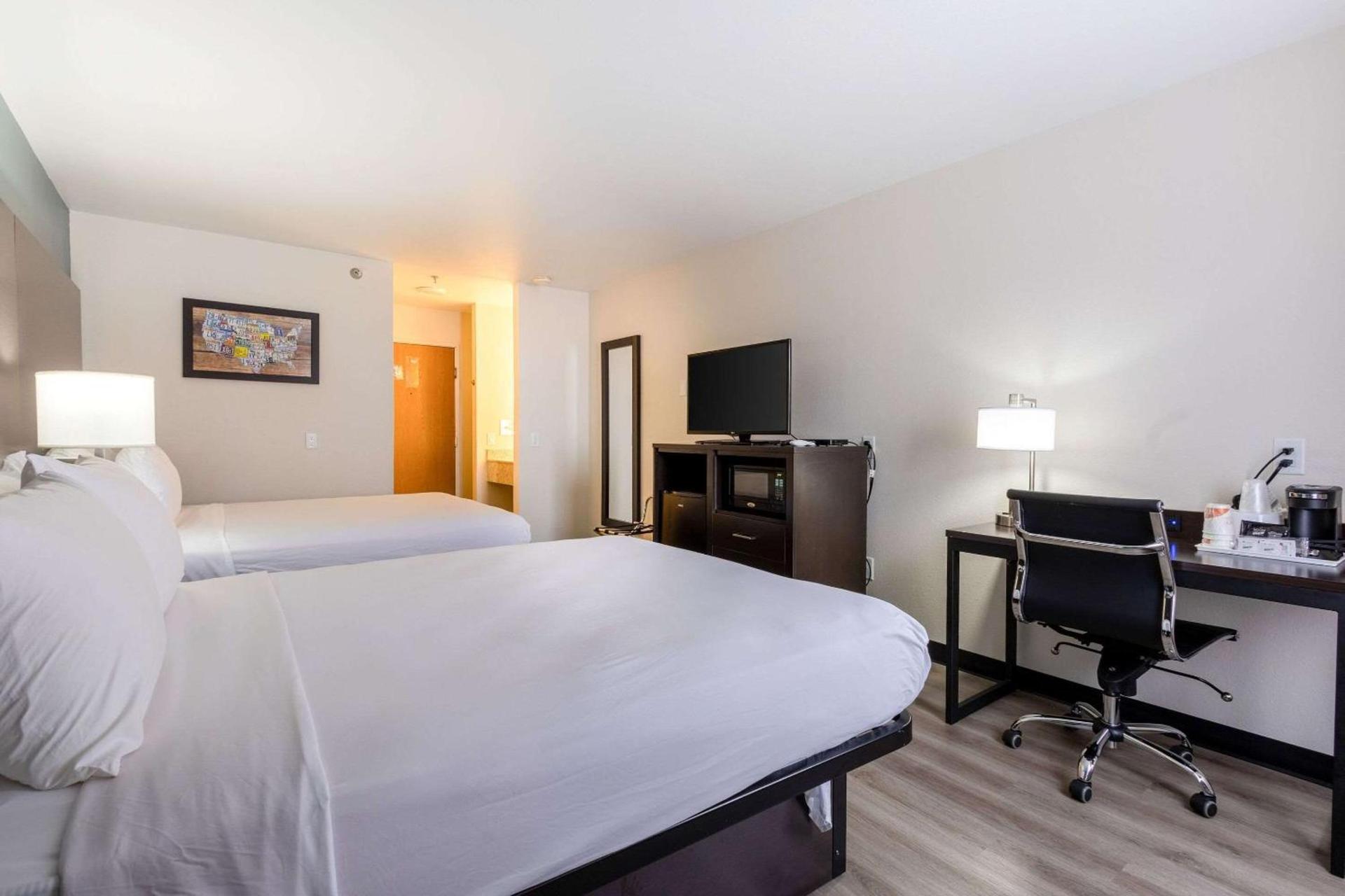 Quality Inn Winslow I-40 photo 16