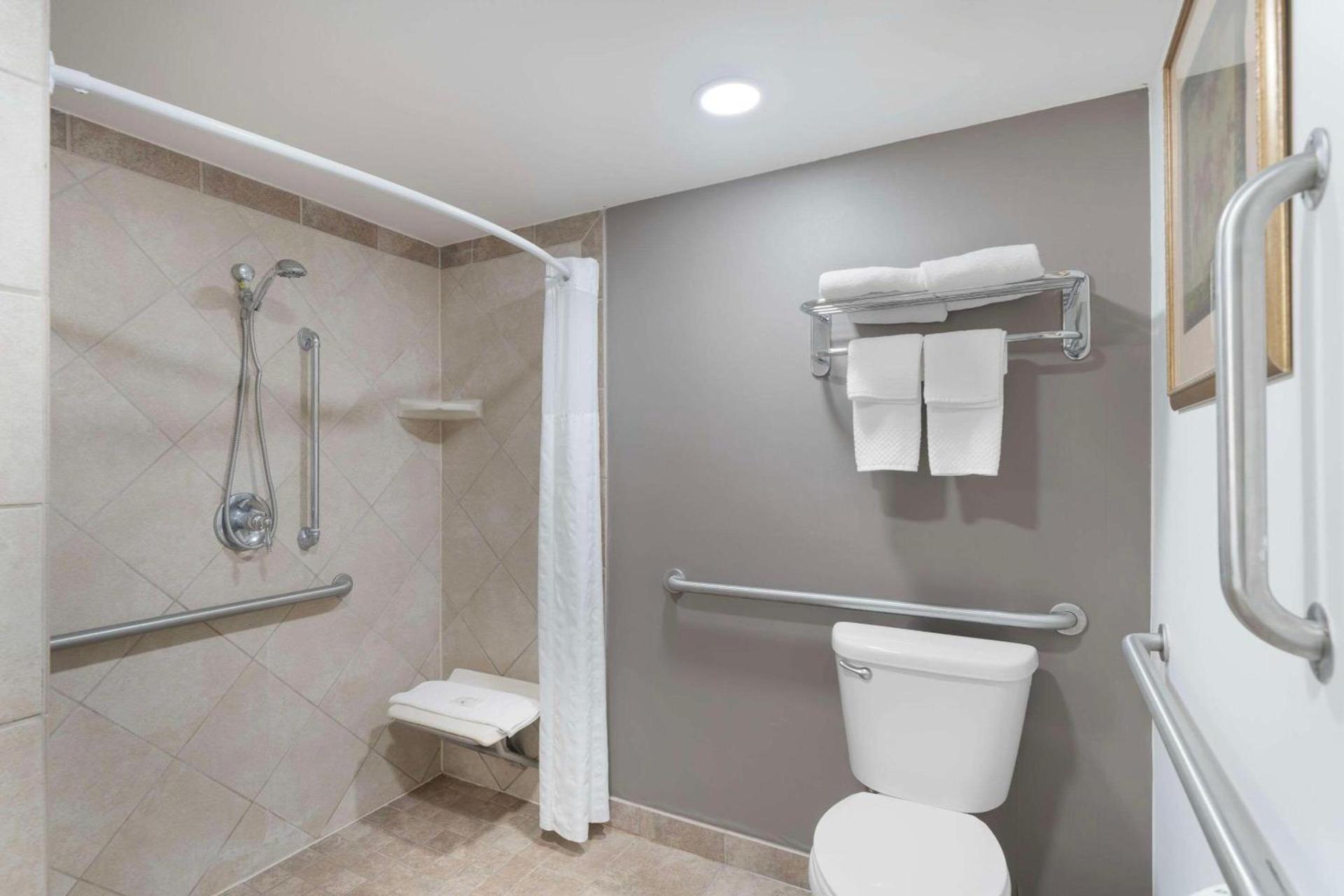 Quality Inn Idaho Falls photo 15