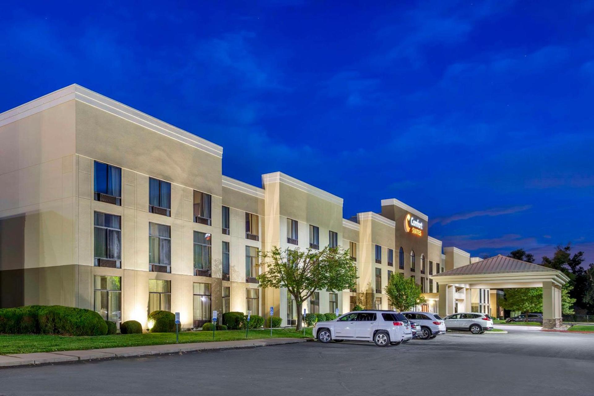 Comfort Suites Ogden Conference Center photo 3