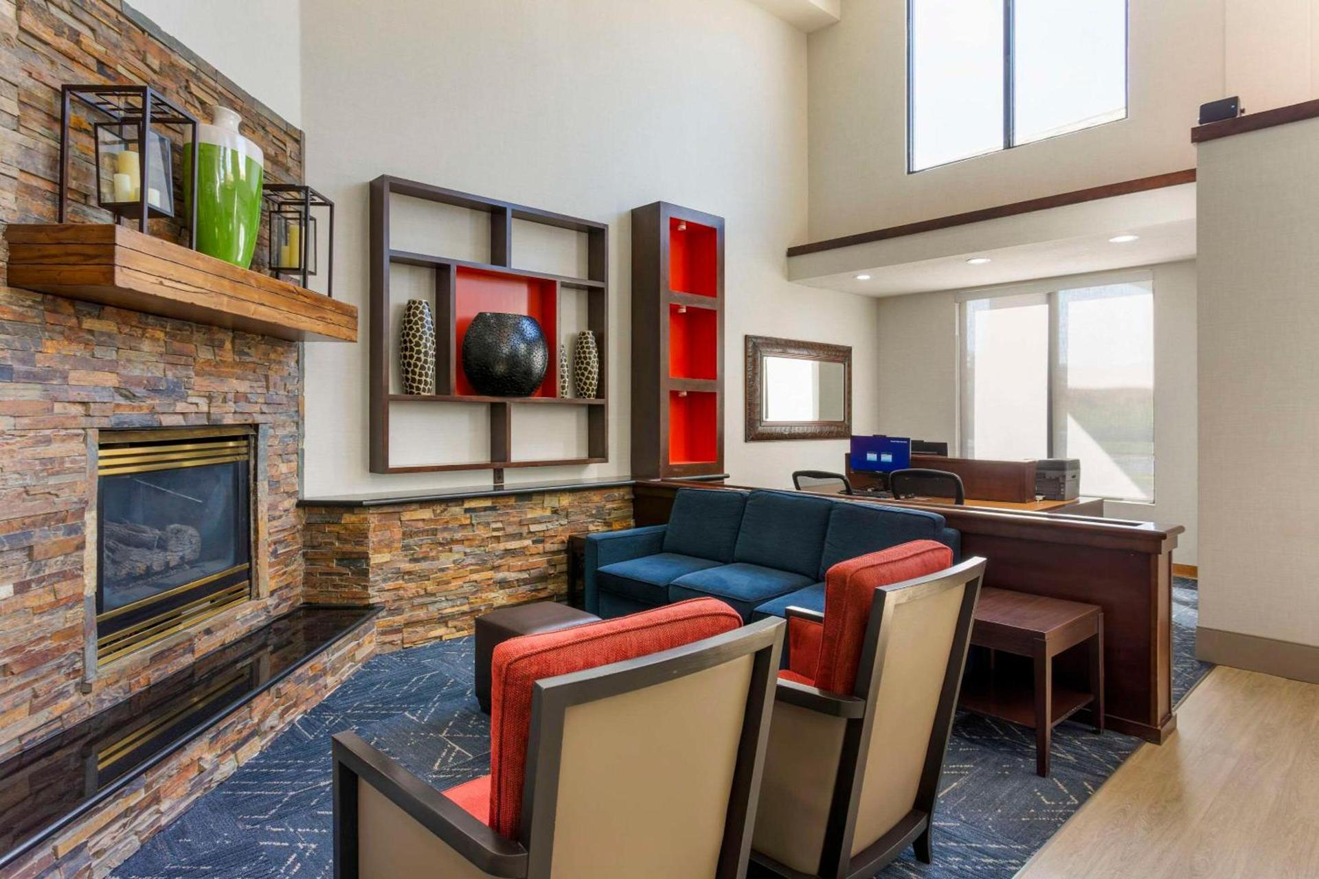 Comfort Suites Ogden Conference Center photo 5