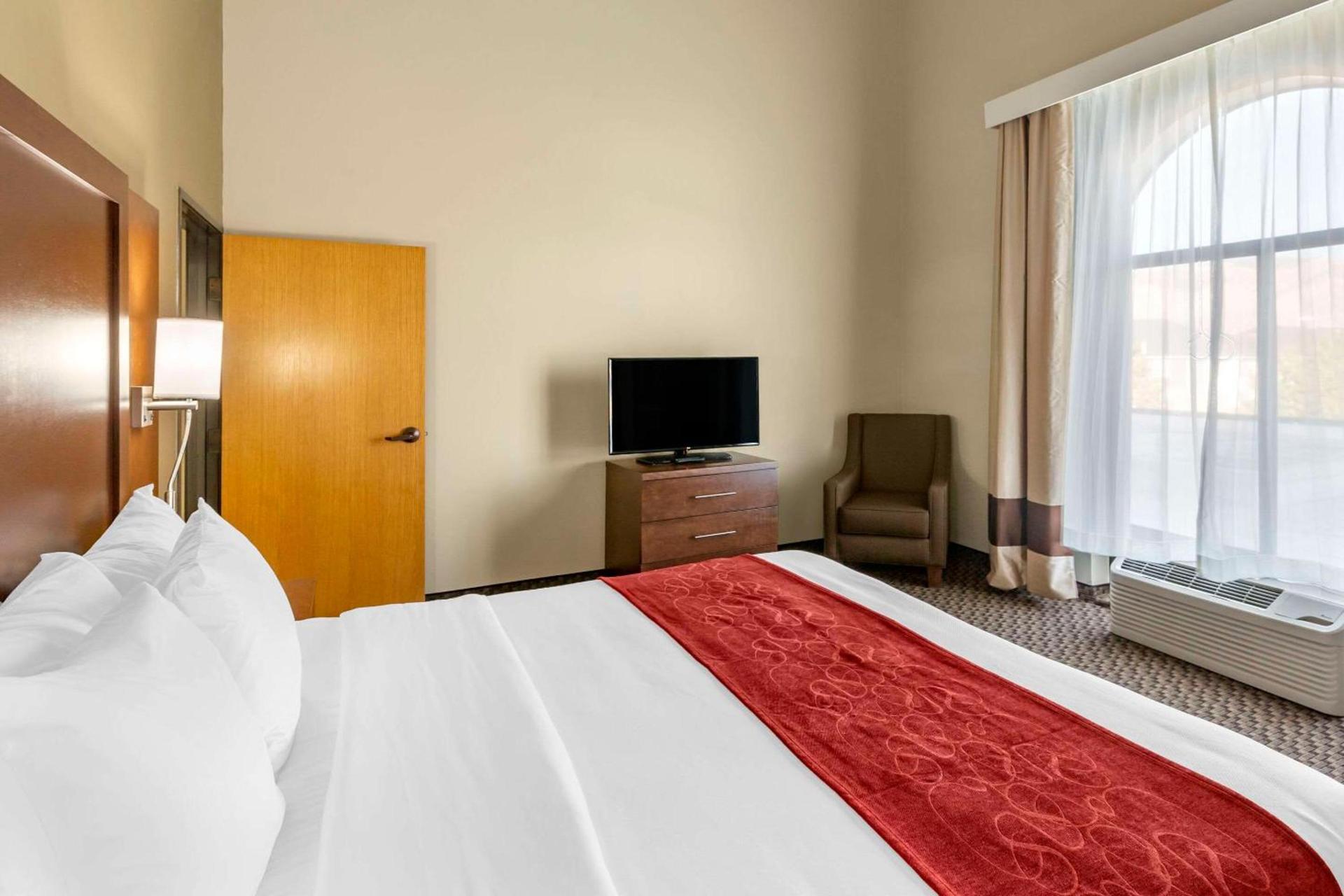 Comfort Suites Ogden Conference Center photo 16