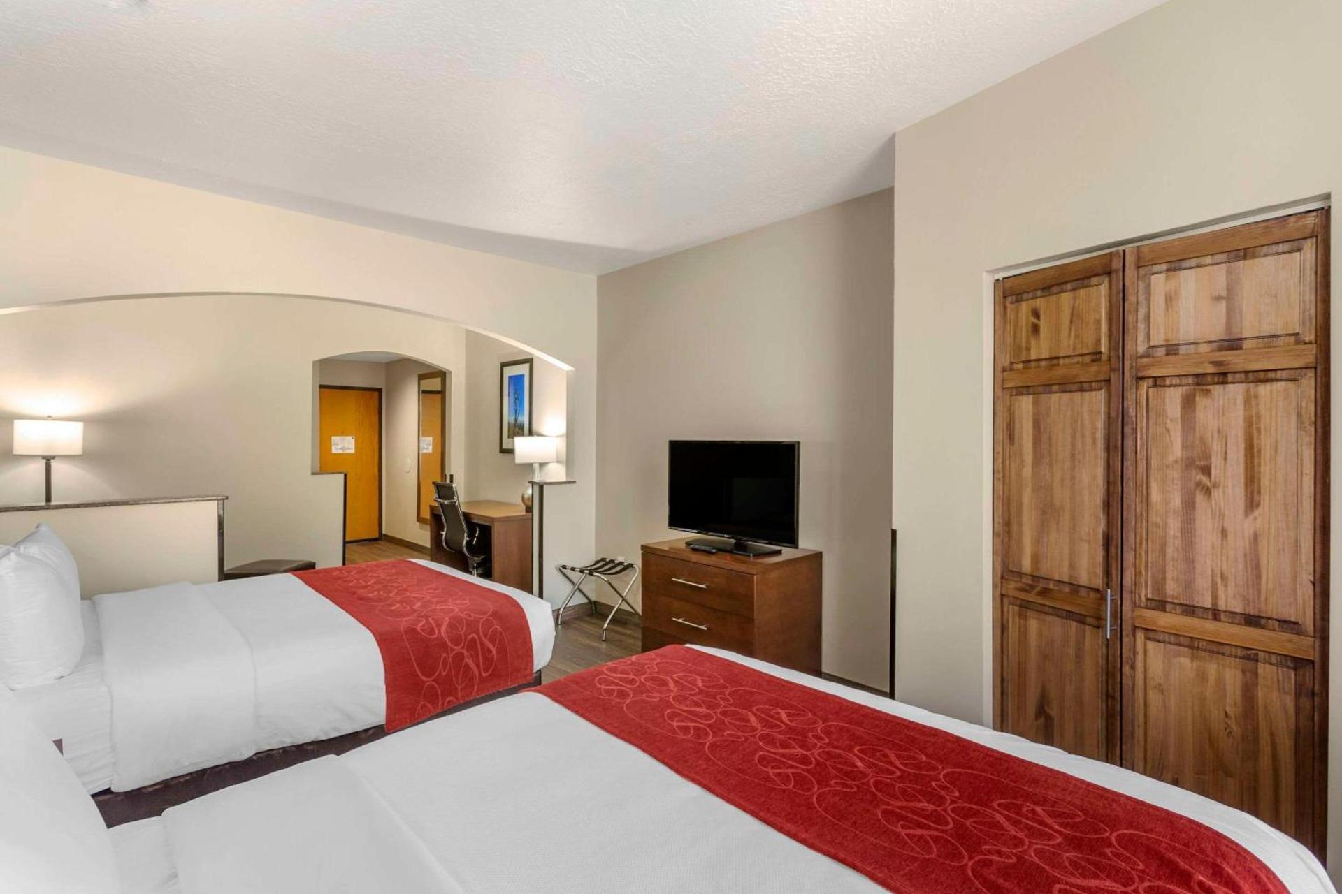 Comfort Suites Ogden Conference Center photo 21