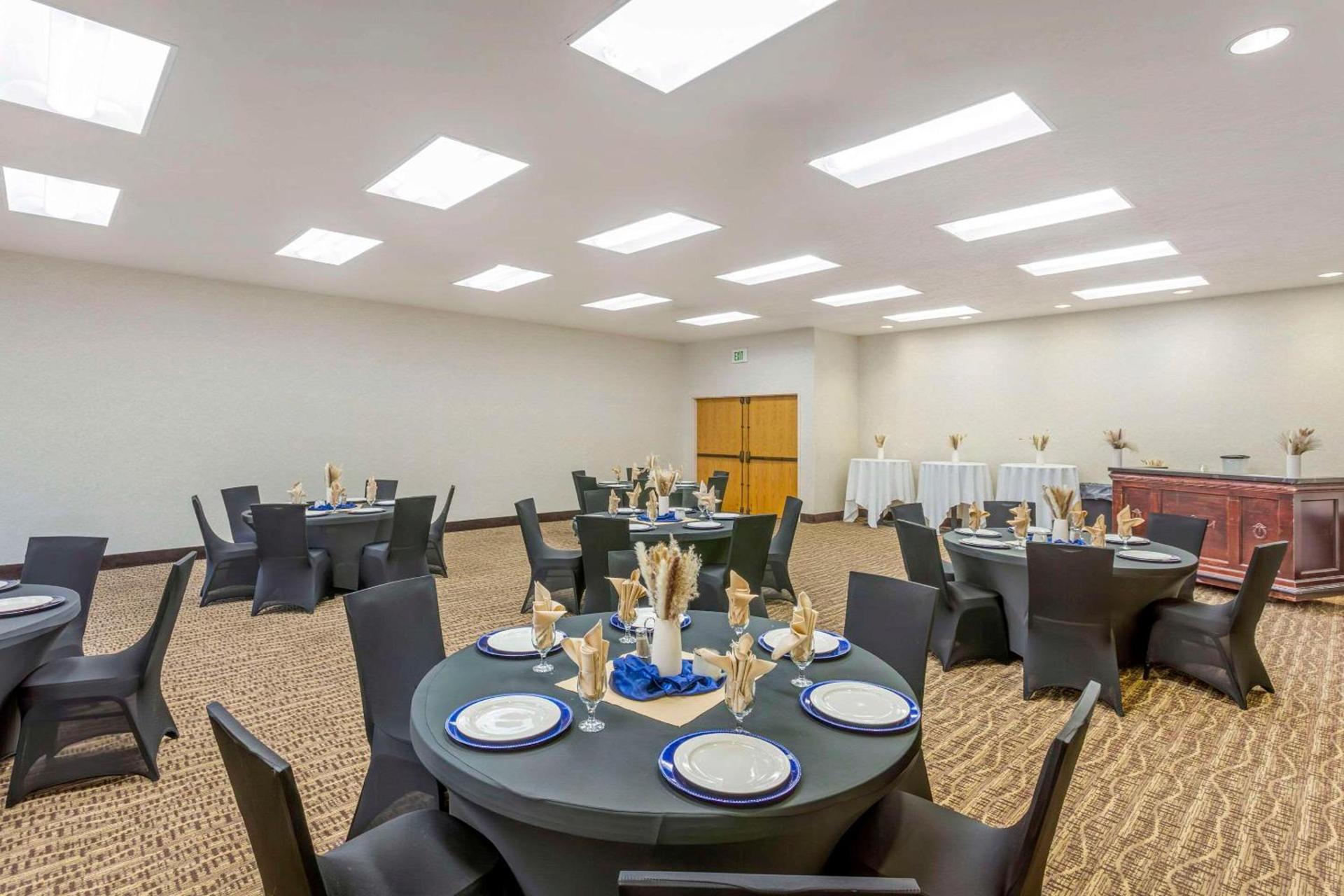 Comfort Suites Ogden Conference Center photo 27