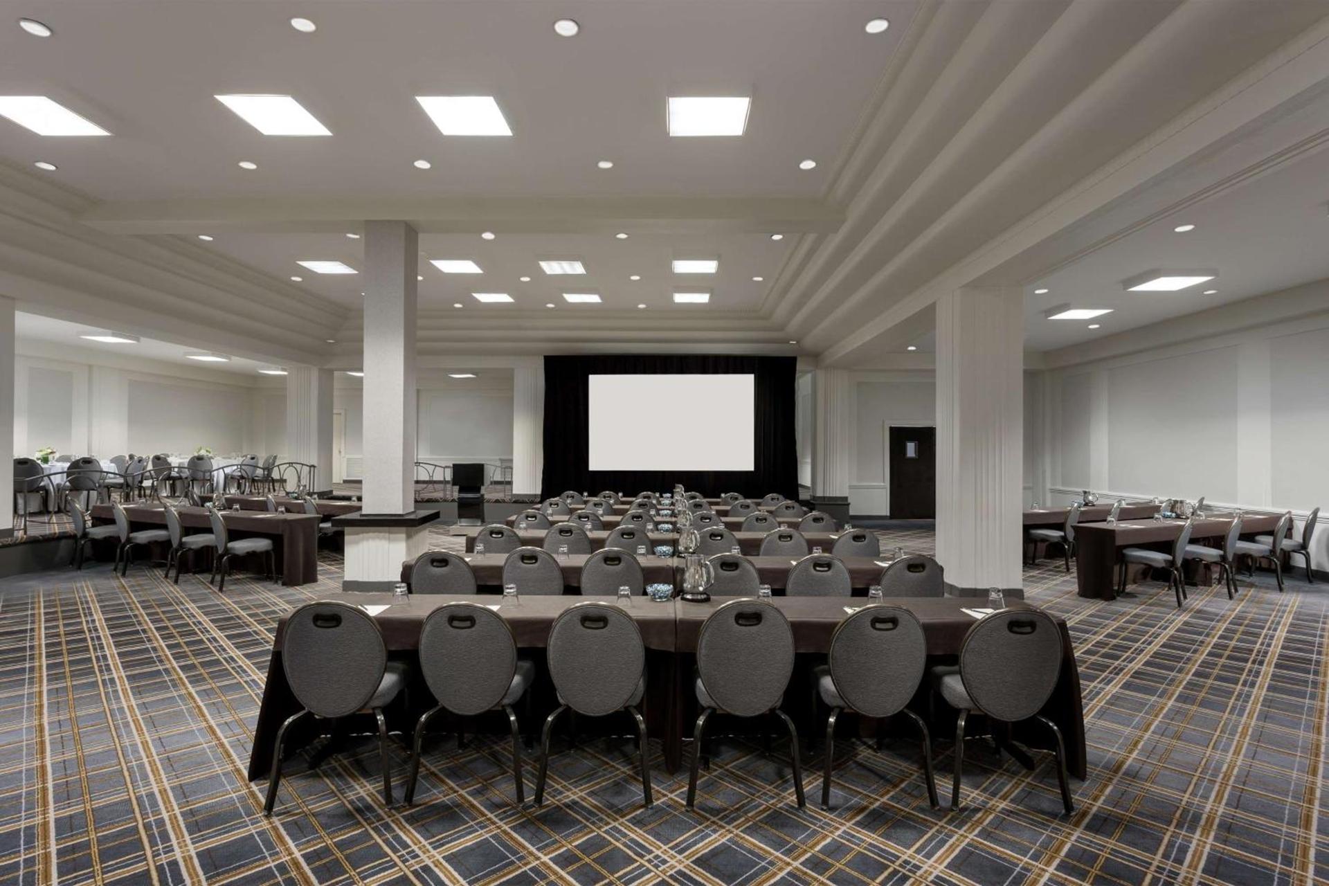Hilton Boston Park Plaza photo 54
