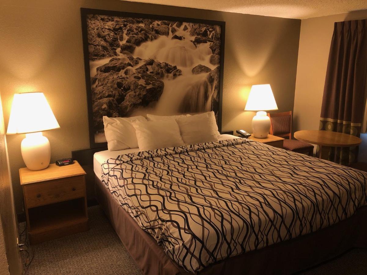 Wyo Inn photo 18
