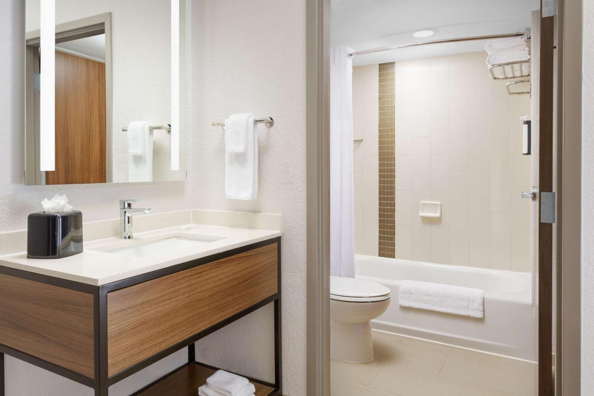 Hyatt Place Orlando / I-Drive / Convention Center photo 24