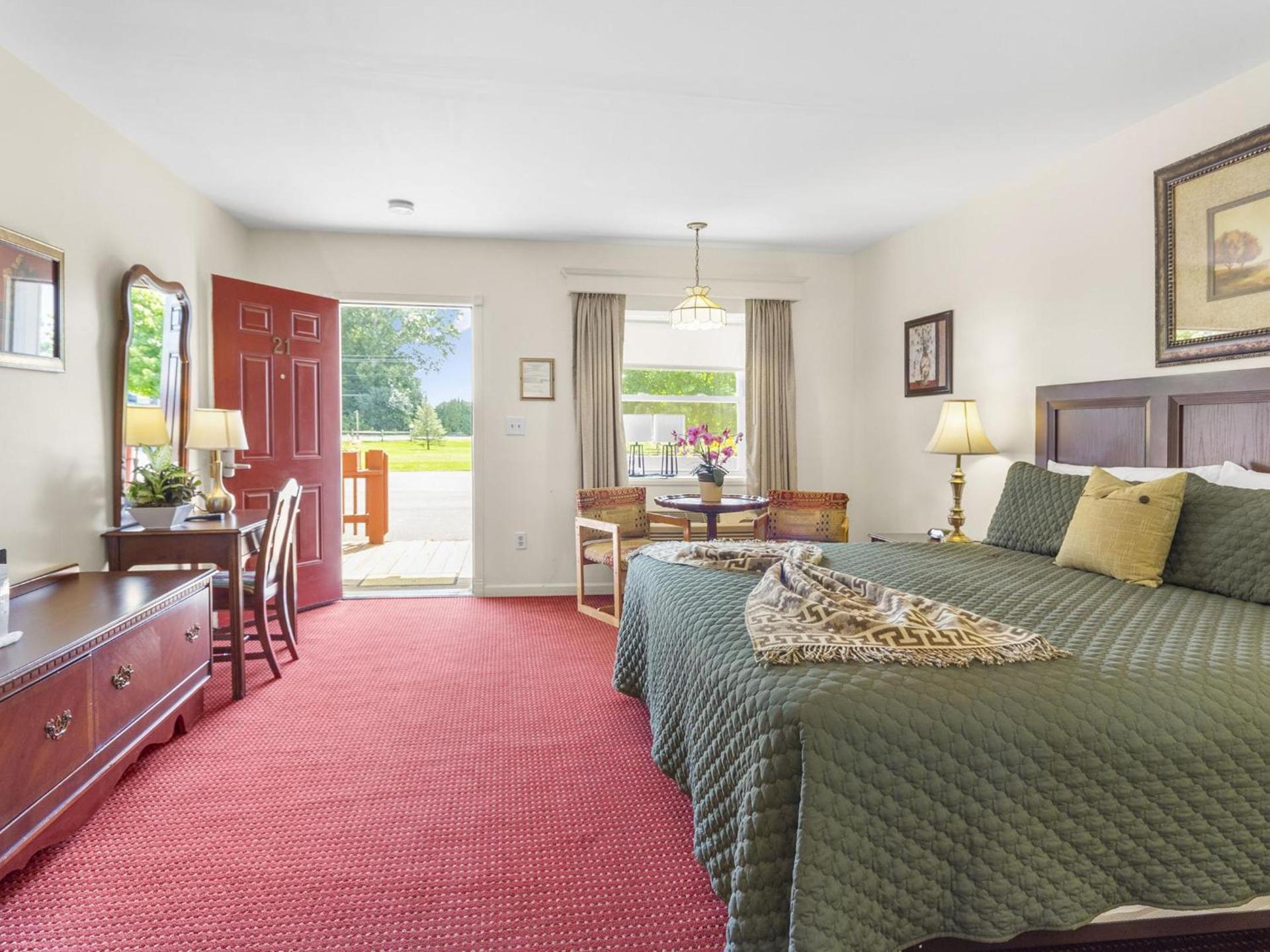 Blue Spruce Inn & Suites photo 17