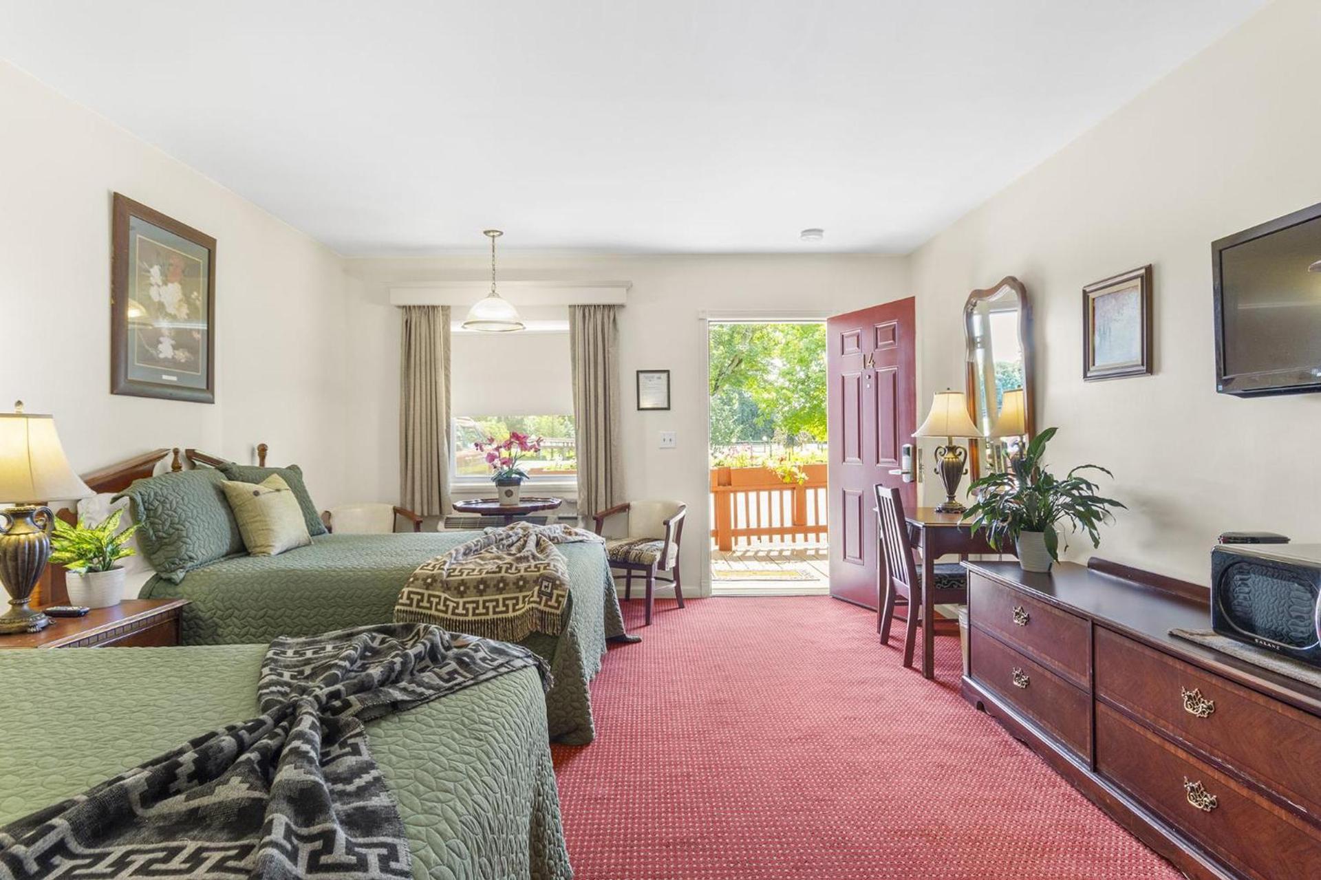 Blue Spruce Inn & Suites photo 25