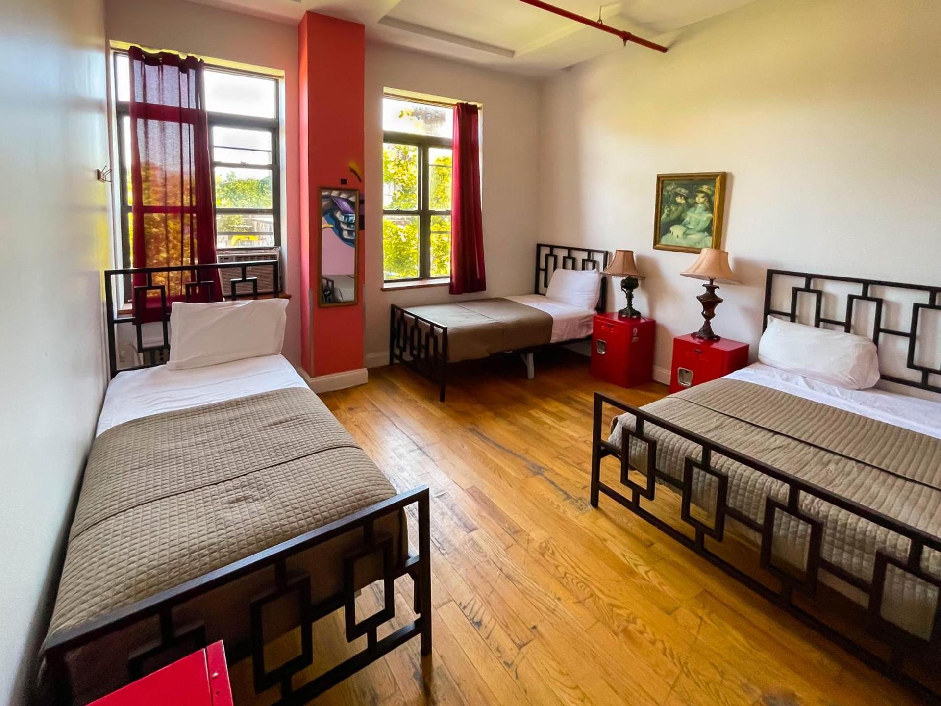 NY Moore Hostel photo 21