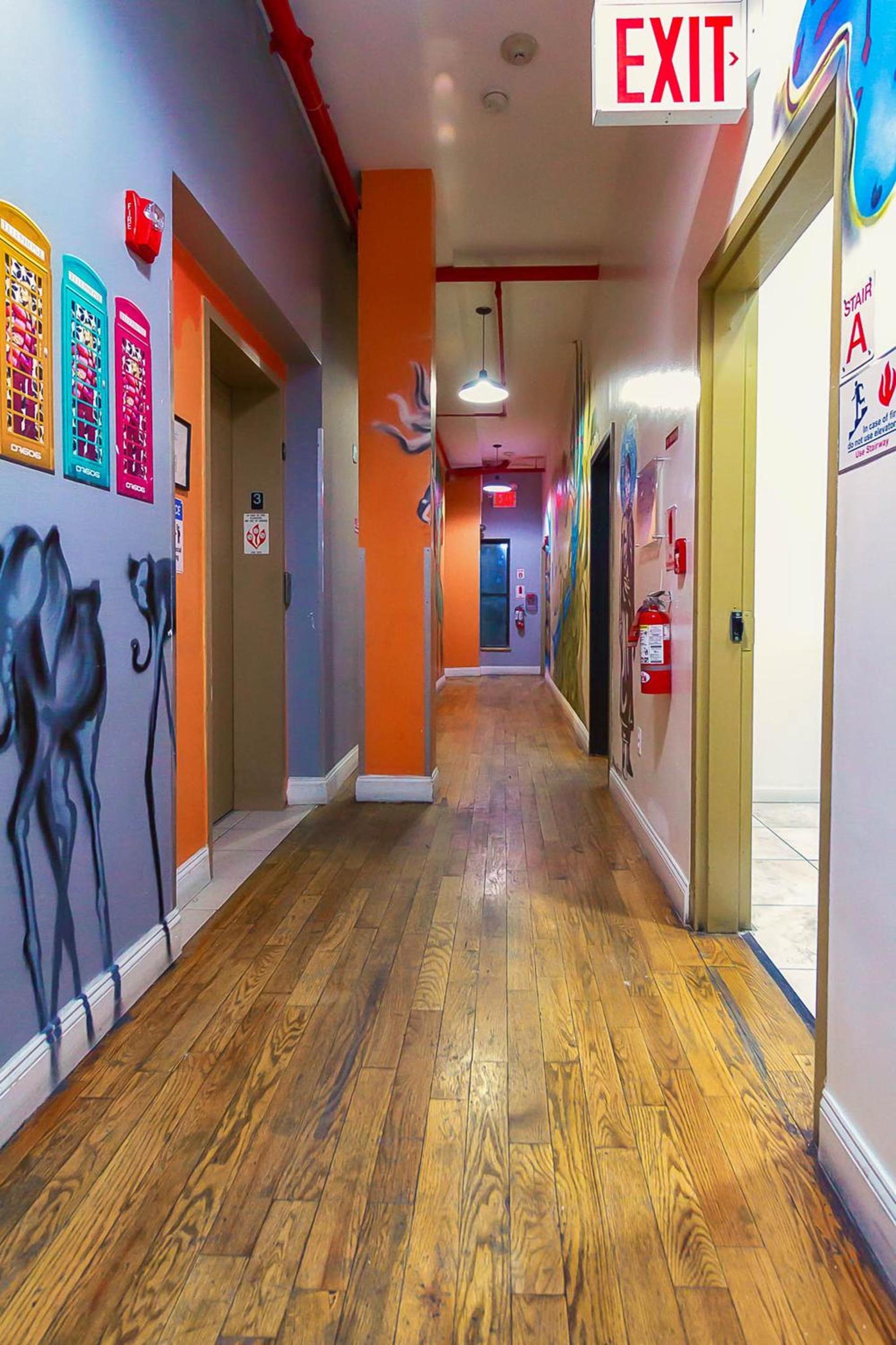 NY Moore Hostel photo 38