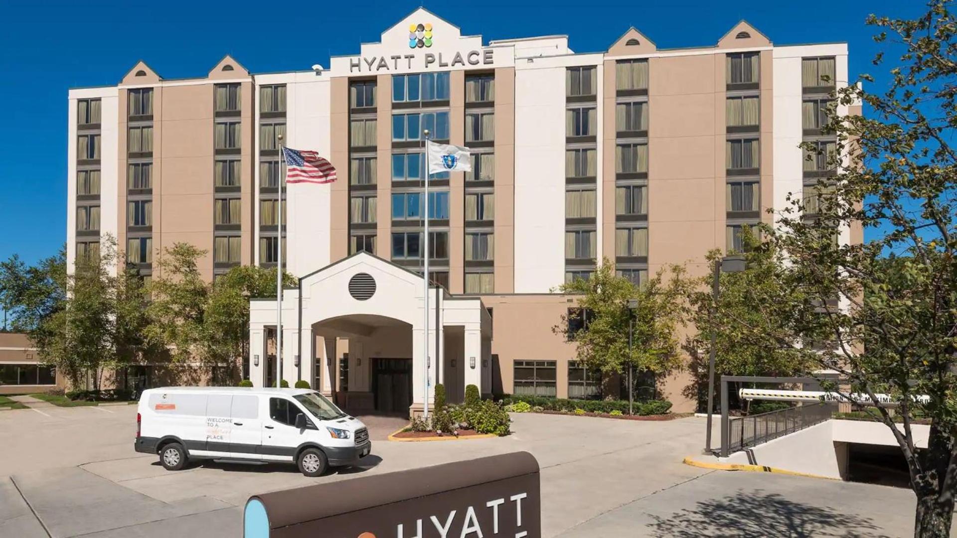 Hyatt Place Boston - Medford photo 1