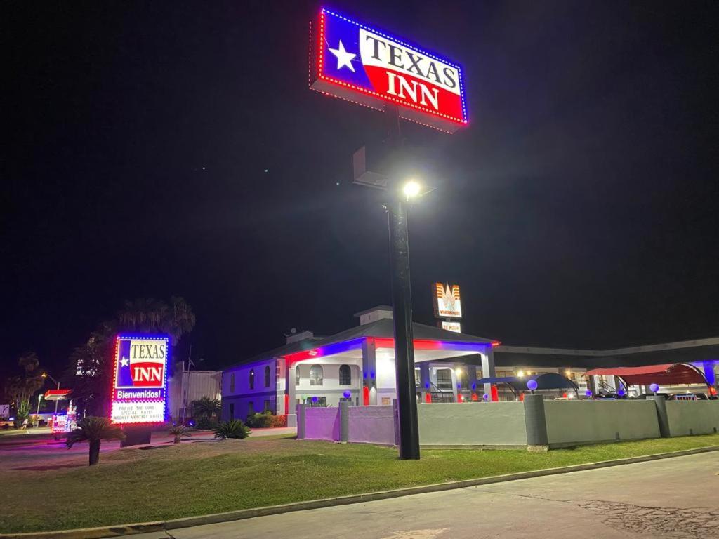 Texas Inn and Suites Raymondville photo 29