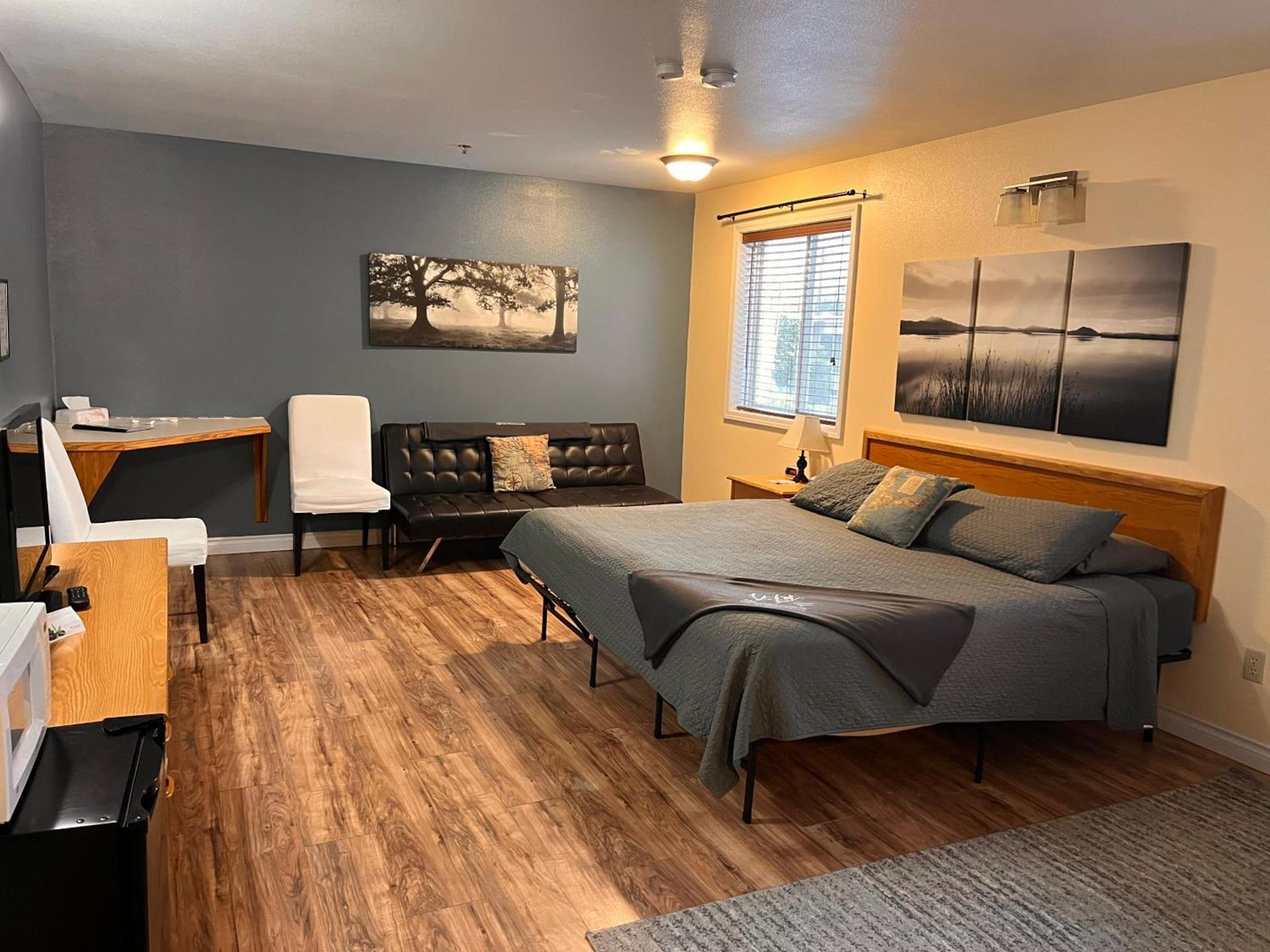 Snohomish Inn photo 19