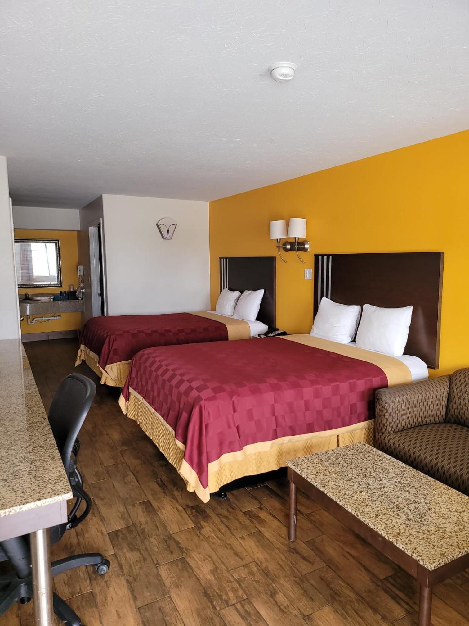 Texas Inn and Suites Raymondville photo 42