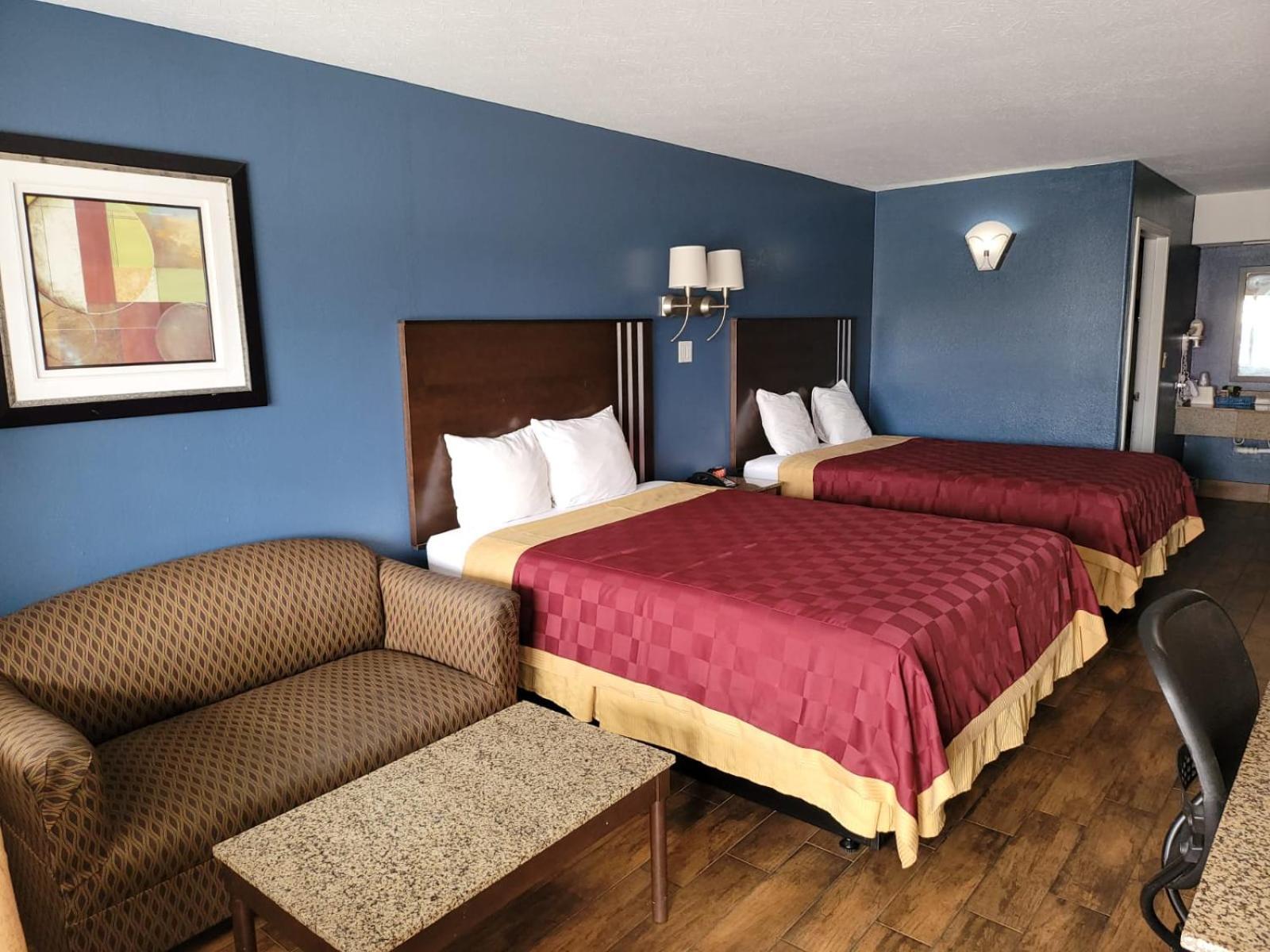 Texas Inn and Suites Raymondville photo 47