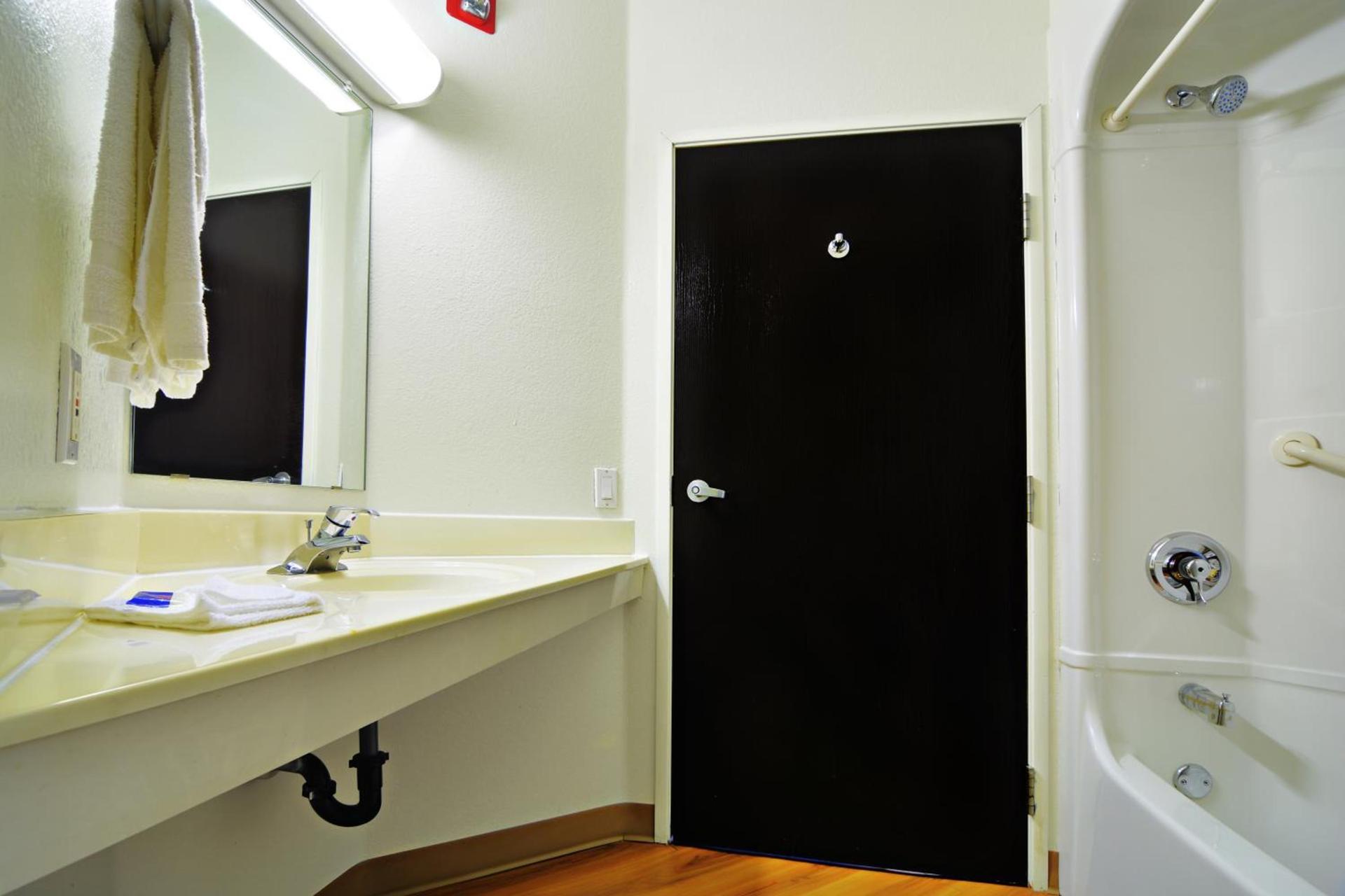 Motel 6-Benson, AZ photo 34