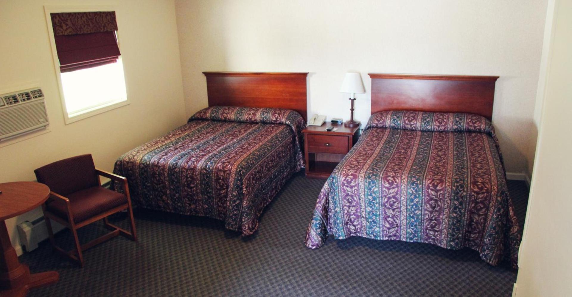 Potsdam Inn photo 12