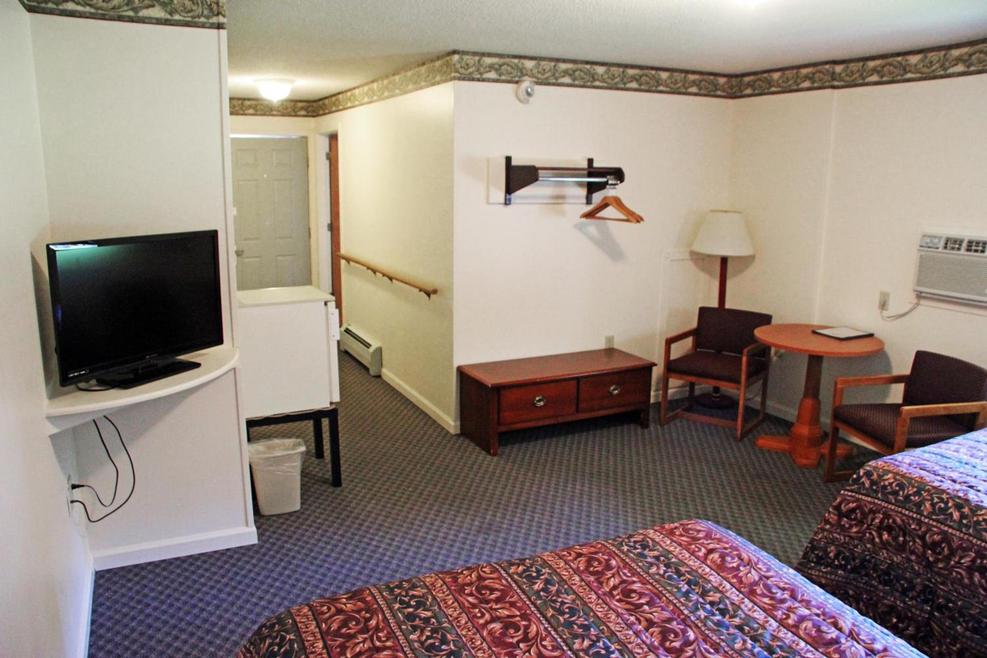 Potsdam Inn photo 15