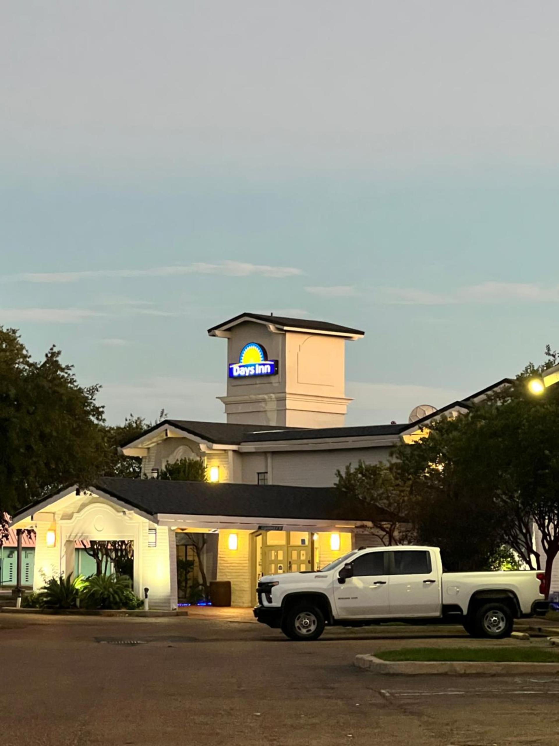 Sulphur Extended Stay photo 1