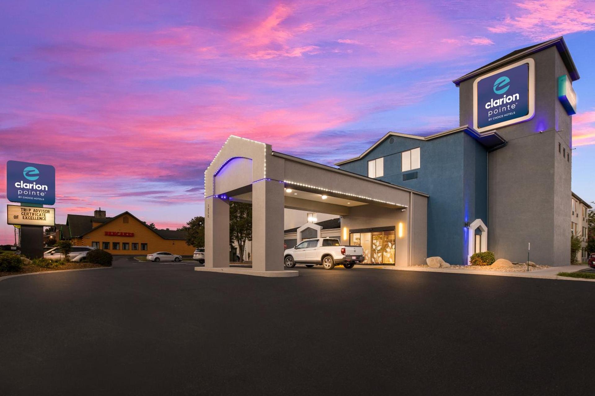 Clarion Pointe Sevierville-Pigeon Forge photo 55