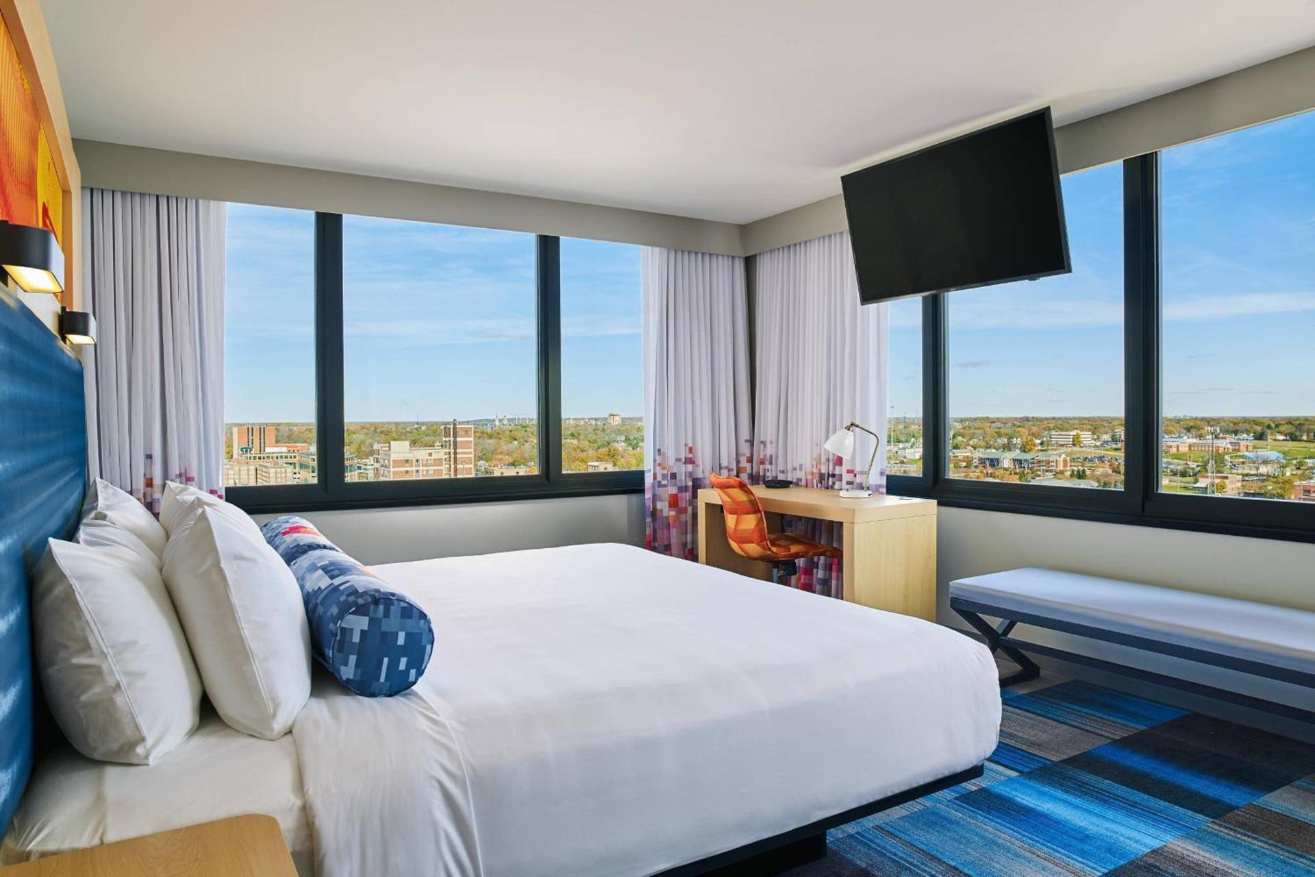 Aloft by Marriott South Bend photo 6