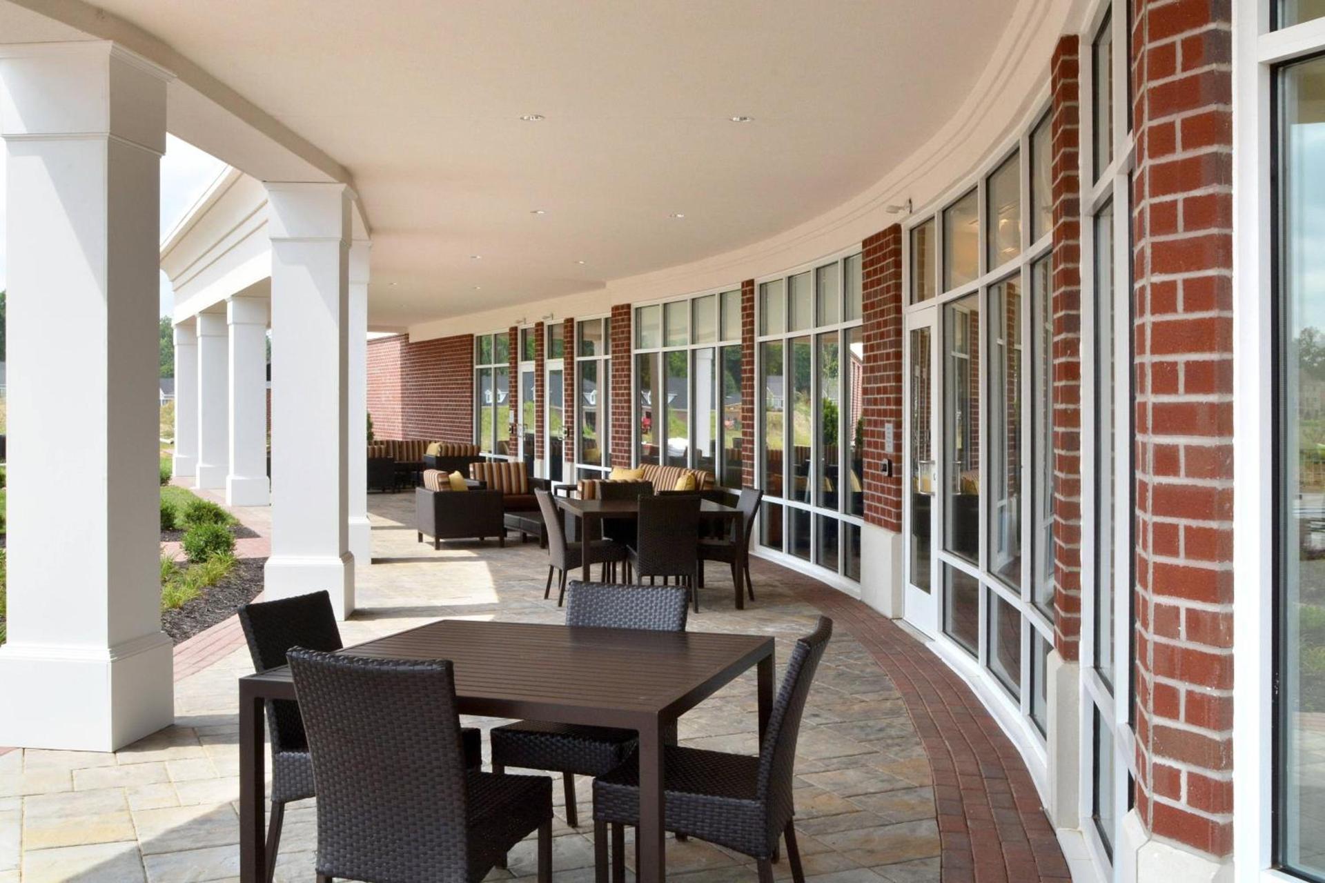 Courtyard by Marriott Youngstown Canfield photo 4