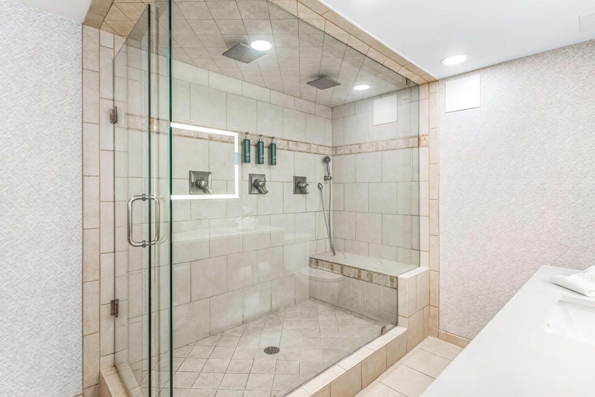 DoubleTree by Hilton Columbus photo 32