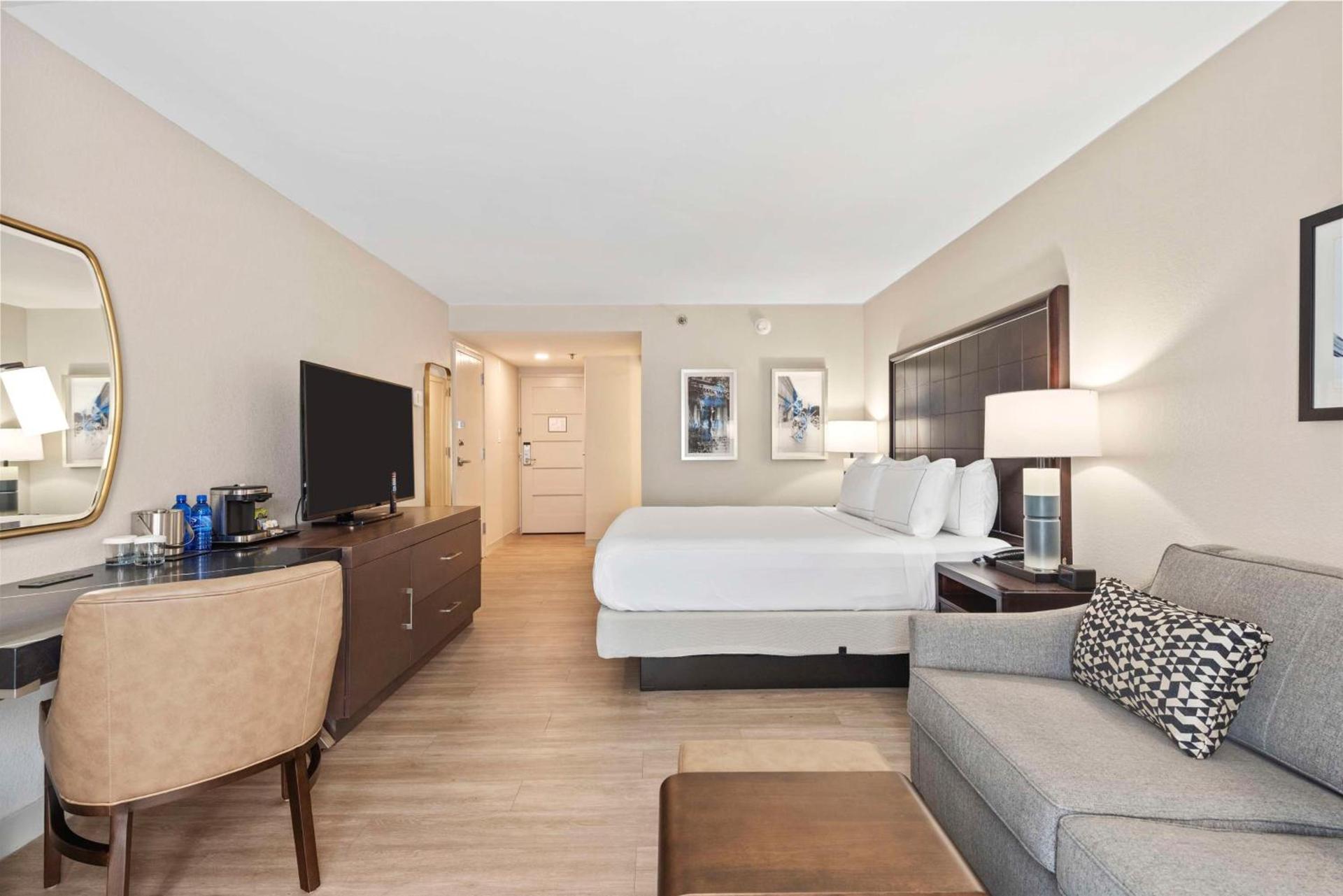 DoubleTree by Hilton Columbus photo 37