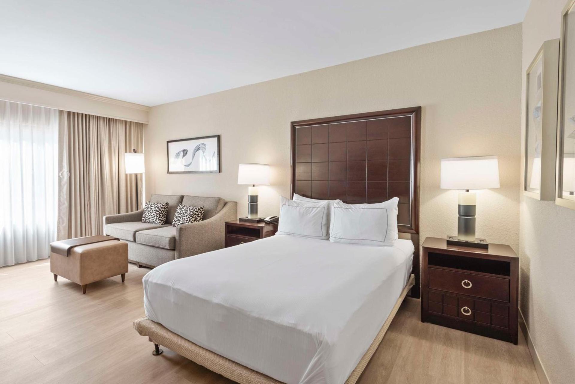 DoubleTree by Hilton Columbus photo 44