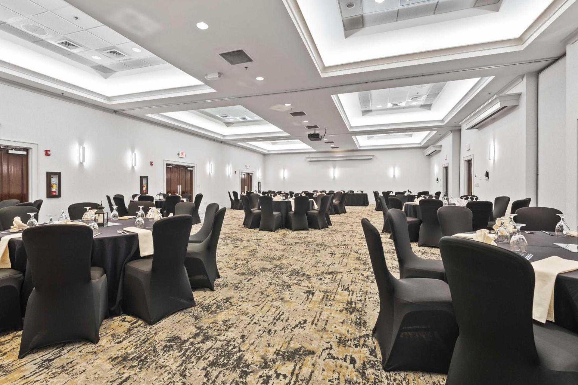DoubleTree by Hilton Columbus photo 45