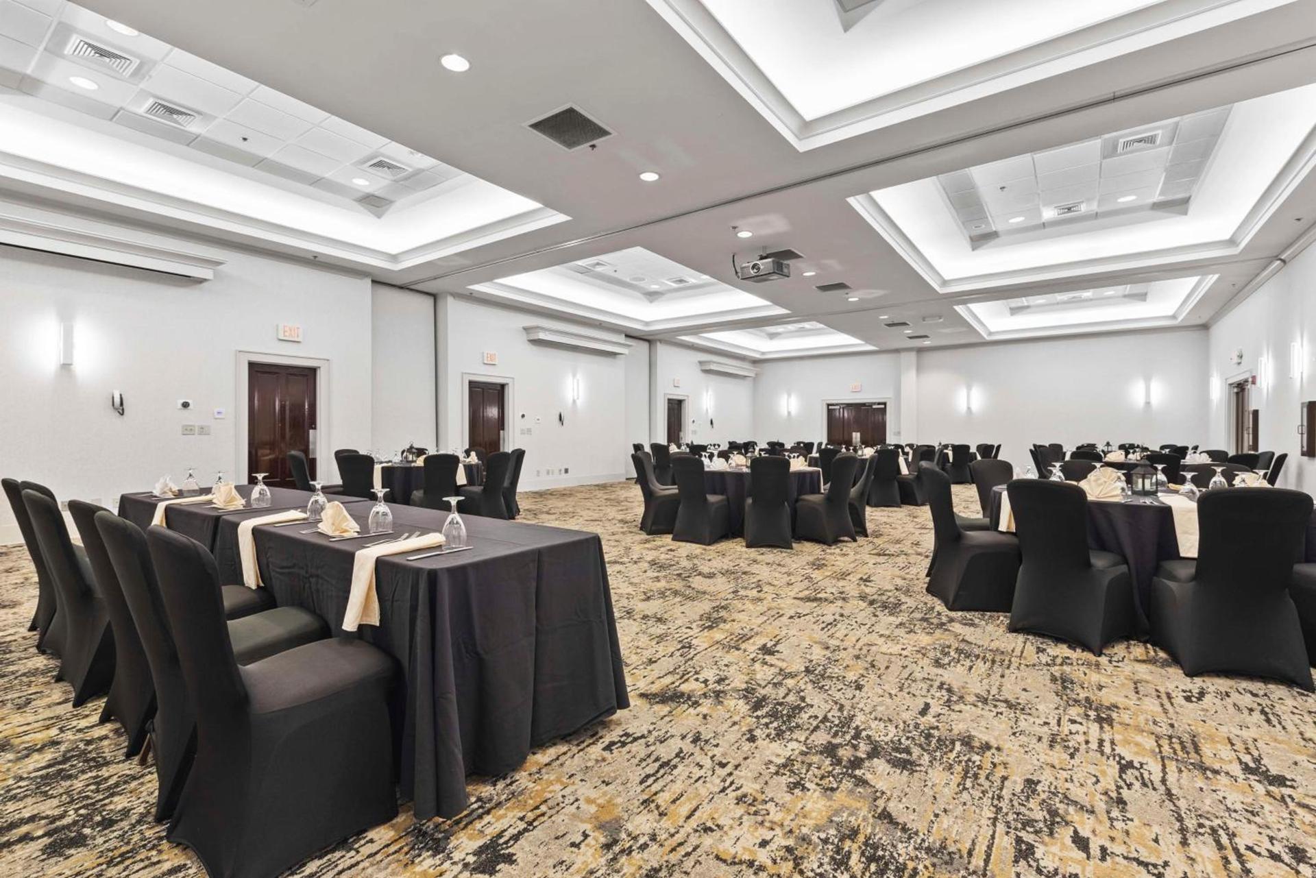 DoubleTree by Hilton Columbus photo 46