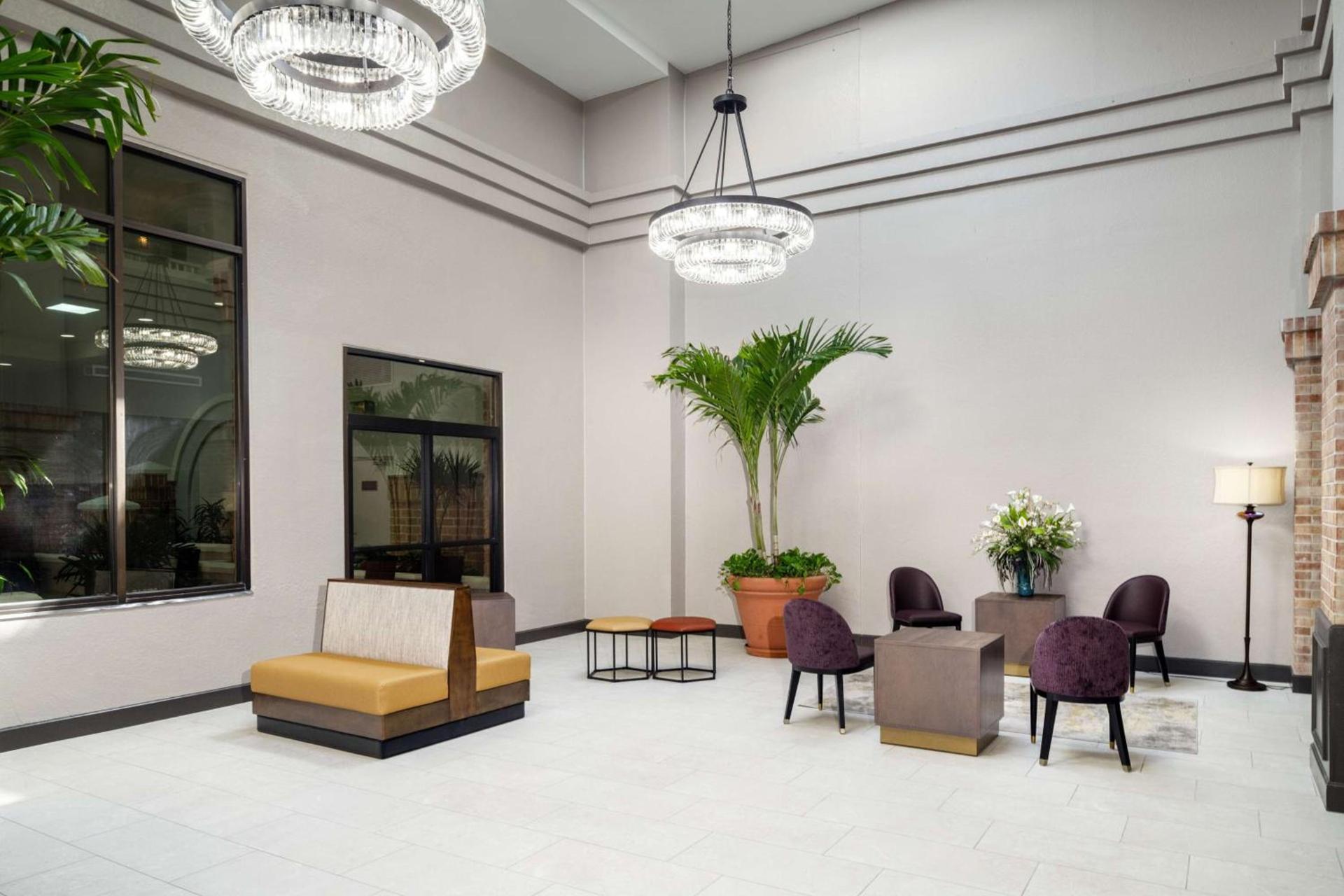 Embassy Suites by Hilton Orlando North photo 5