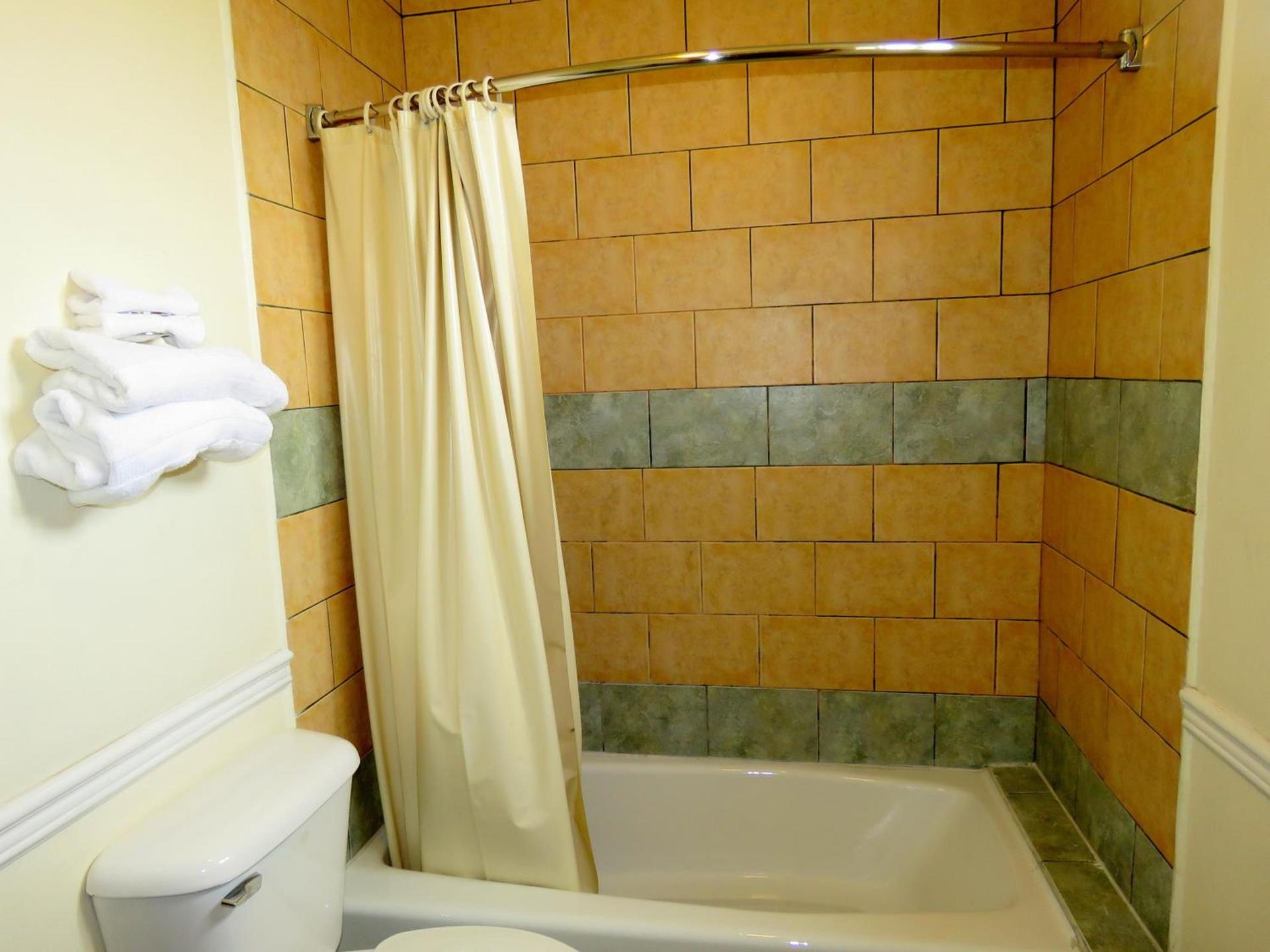 La Bonita Inn Motel photo 7