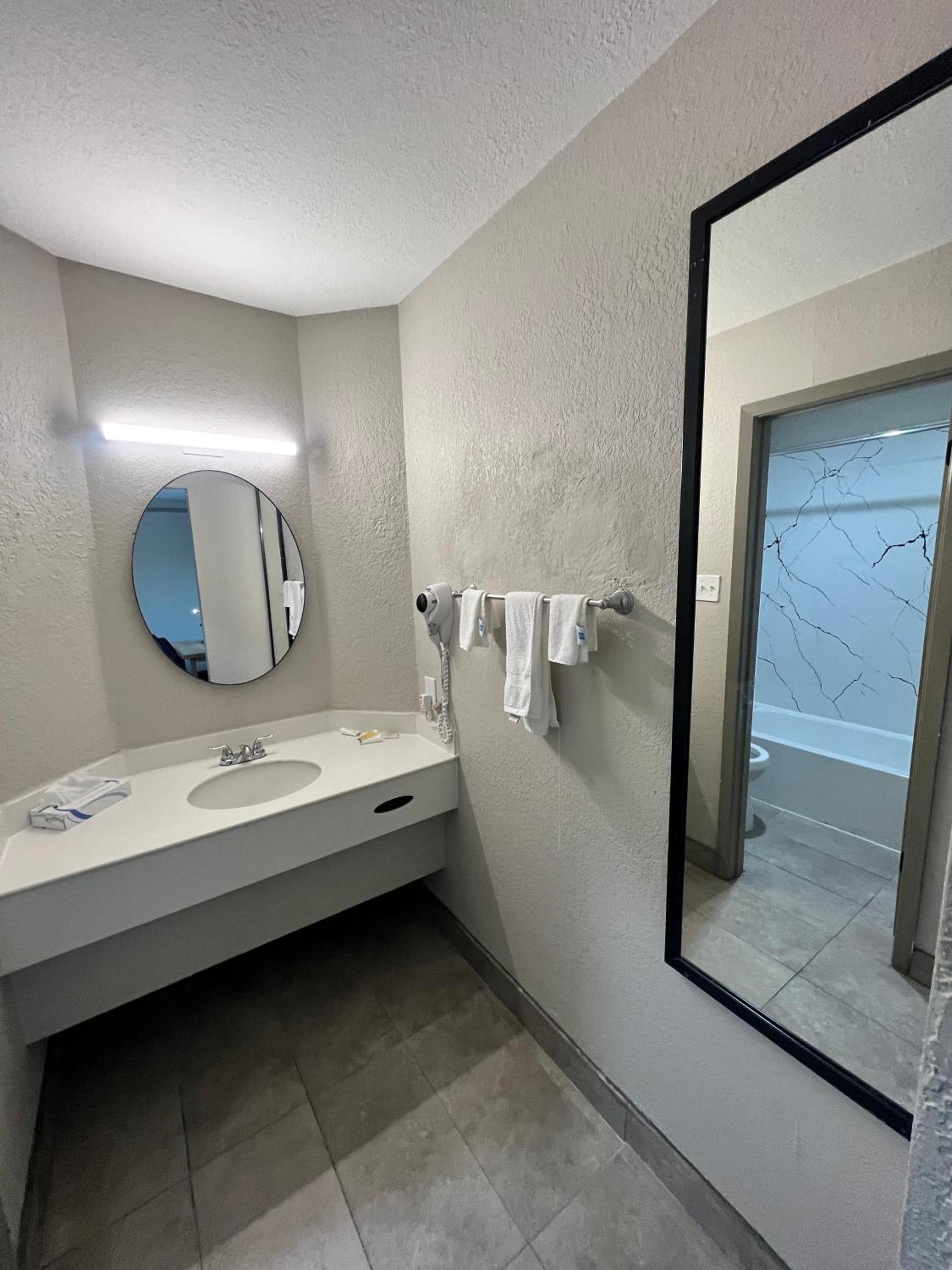 Sulphur Extended Stay photo 15
