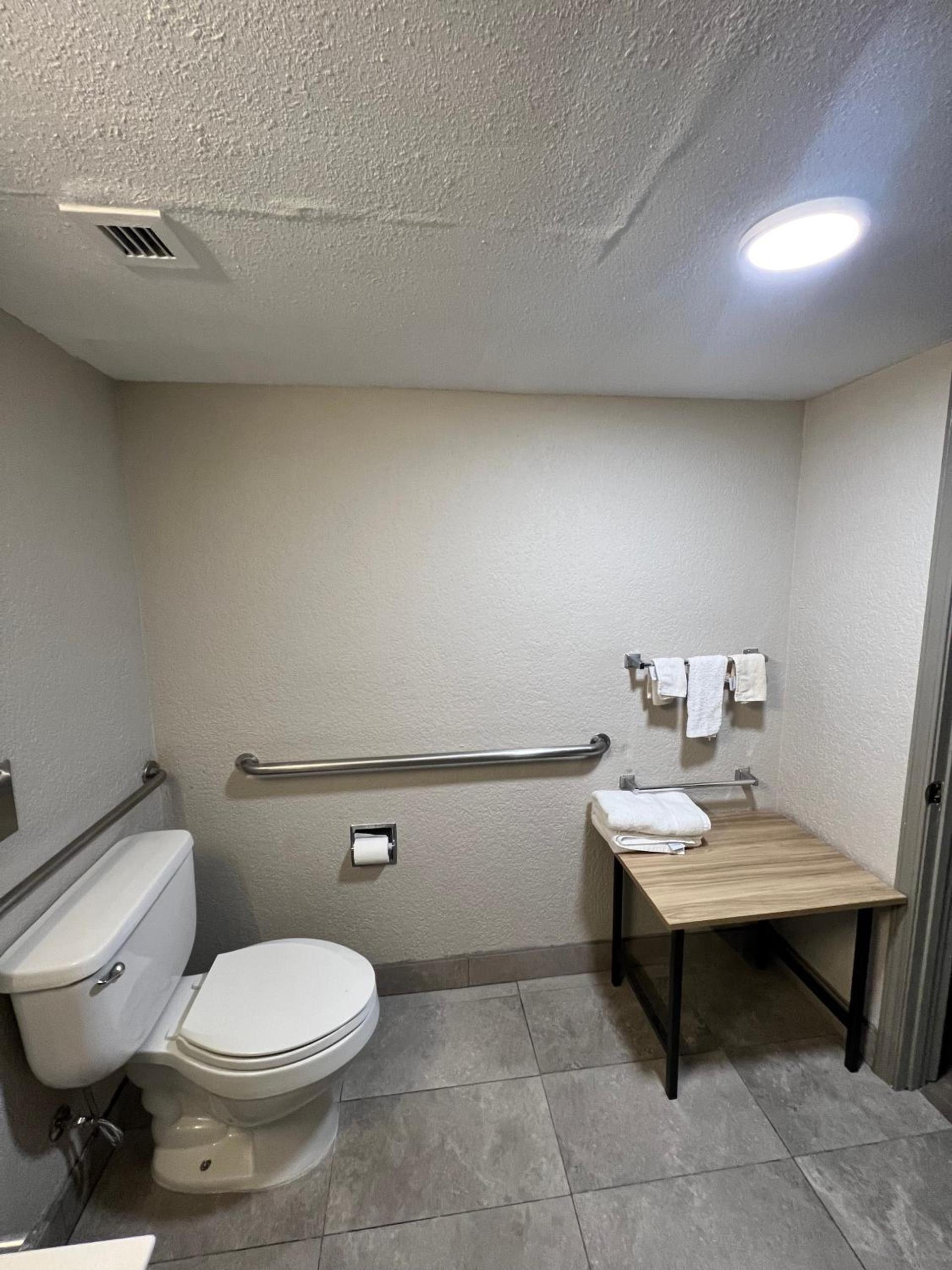 Sulphur Extended Stay photo 21