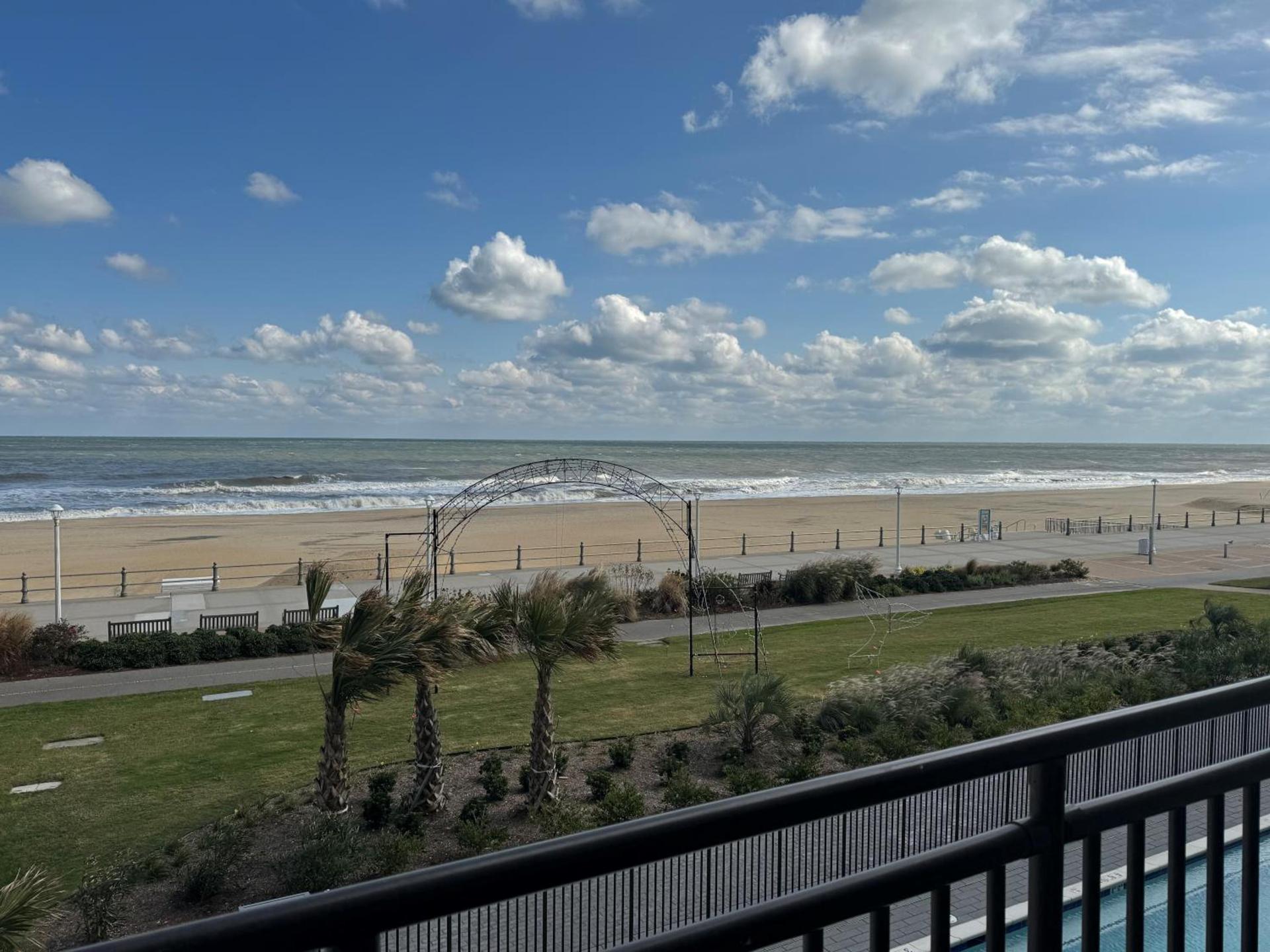 Moxy Virginia Beach Oceanfront photo 29