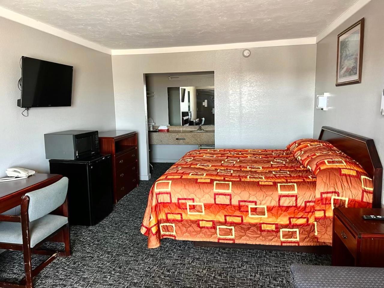Hotel 81 El Reno photo 23