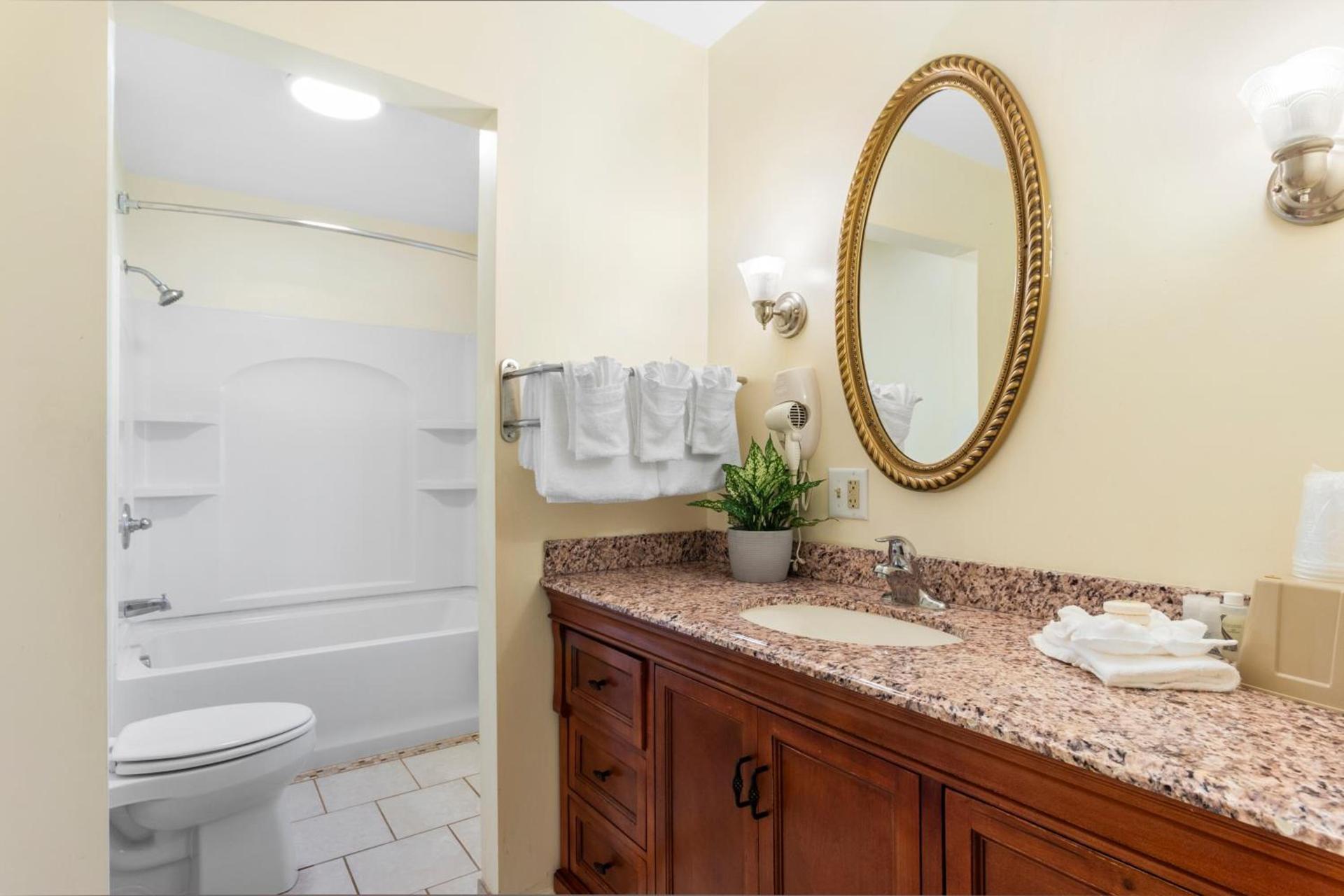 Blue Spruce Inn & Suites photo 14