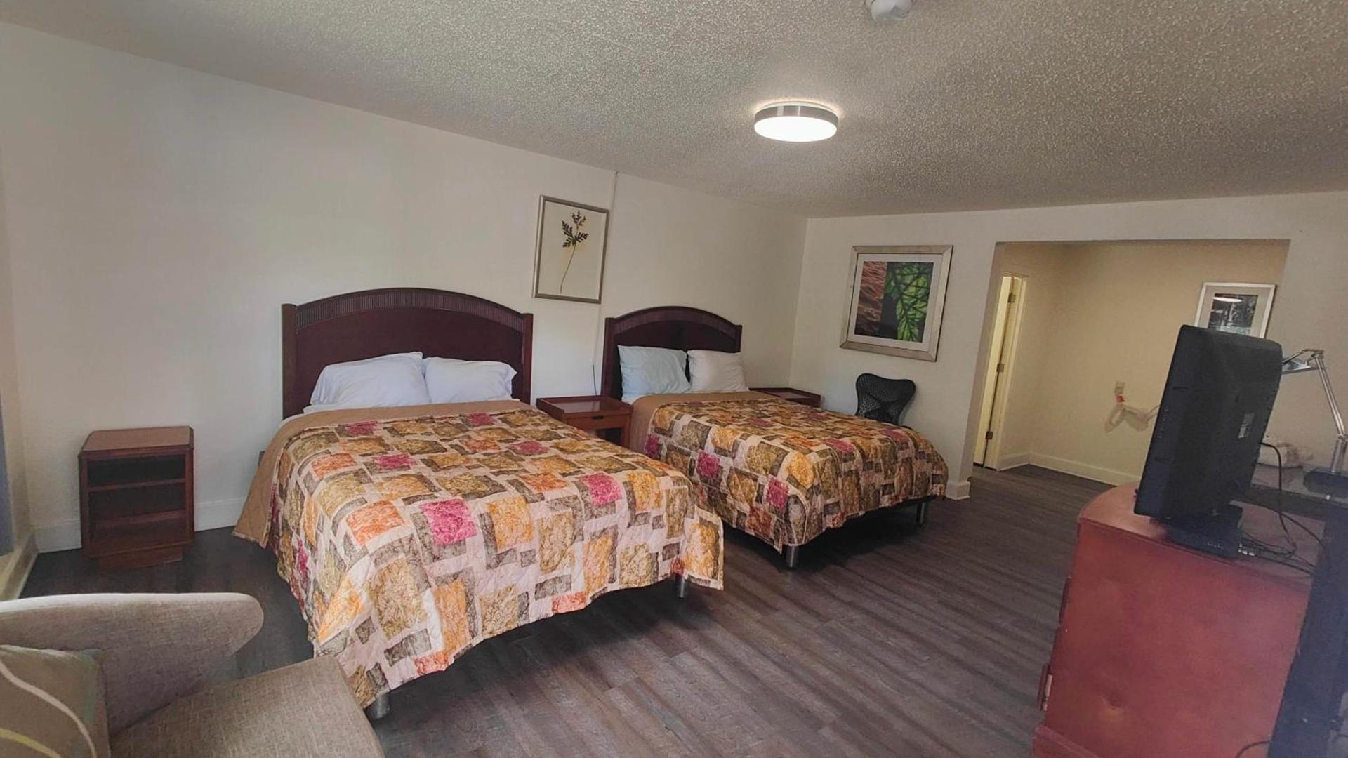 Mount Airy Motel photo 12