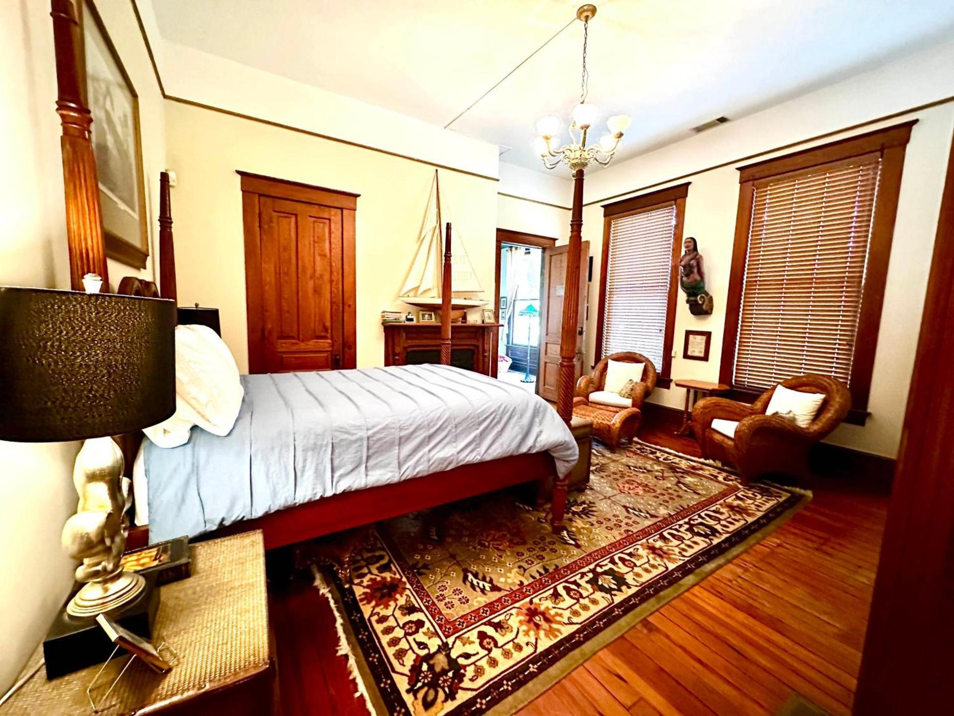 The Kate Shepard House photo 21