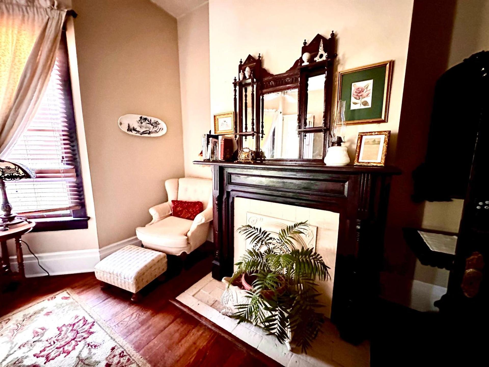 The Kate Shepard House photo 19