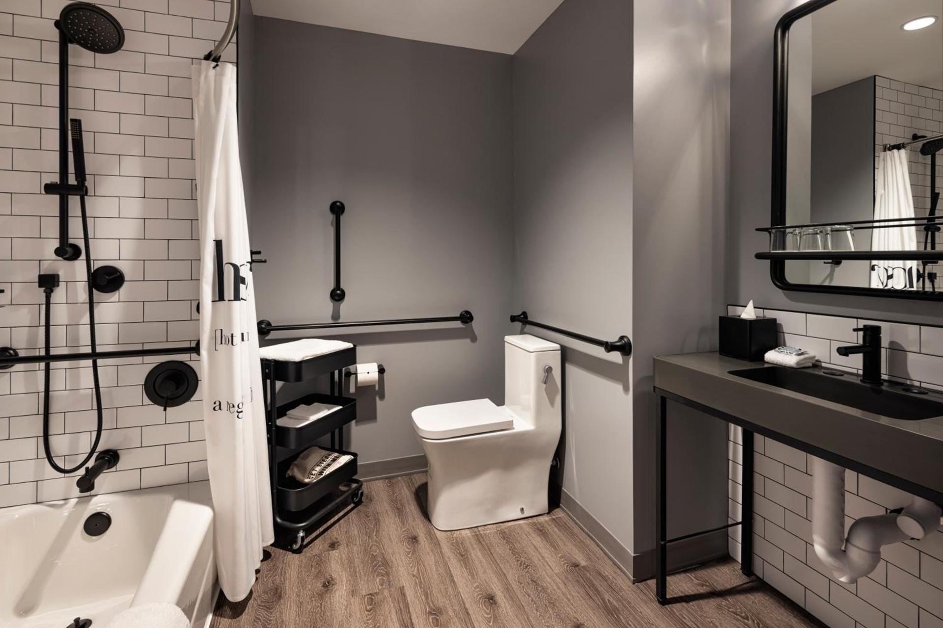 Moxy Omaha Downtown photo 28
