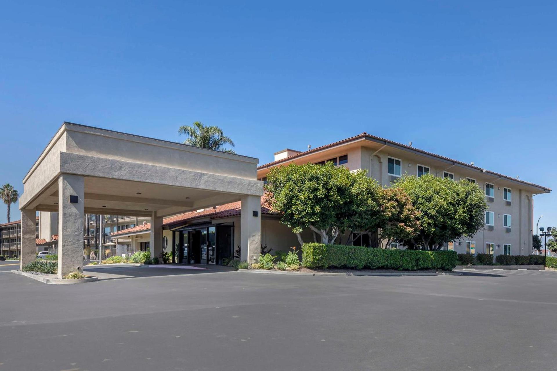 Best Western Plus Executive Inn Rowland Height City of Industry photo 16