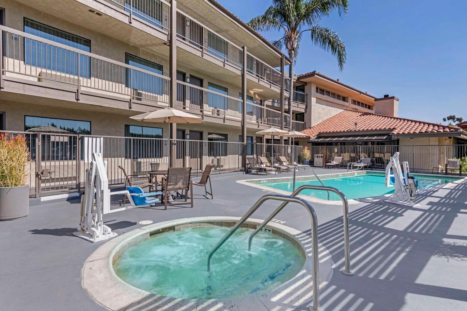 Best Western Plus Executive Inn Rowland Height City of Industry photo 23